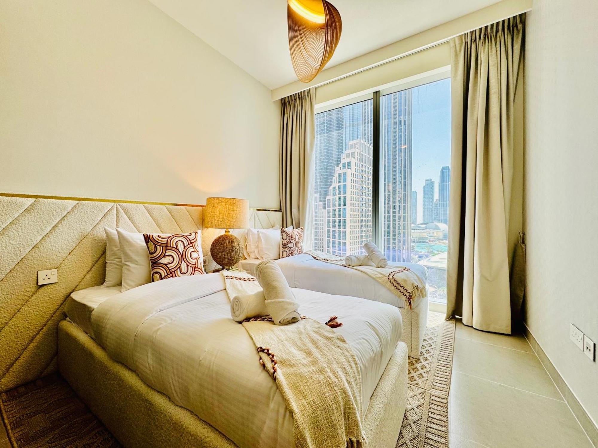 Venduras Homes - Tower, Downtown Dubai, Burj Views *