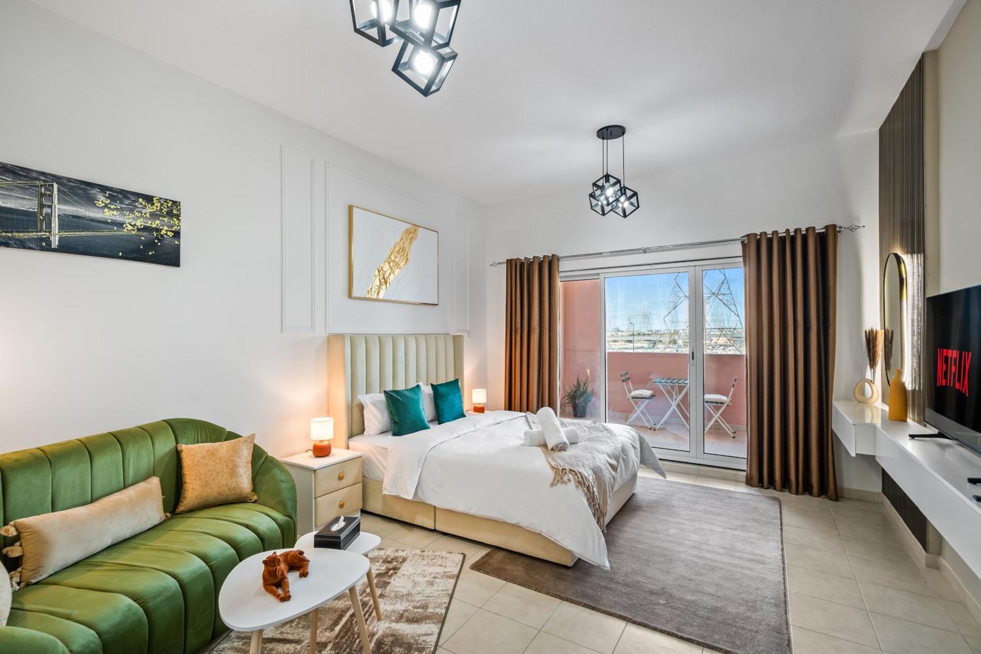 Elegant Living In Discovery Gardens Appartement *