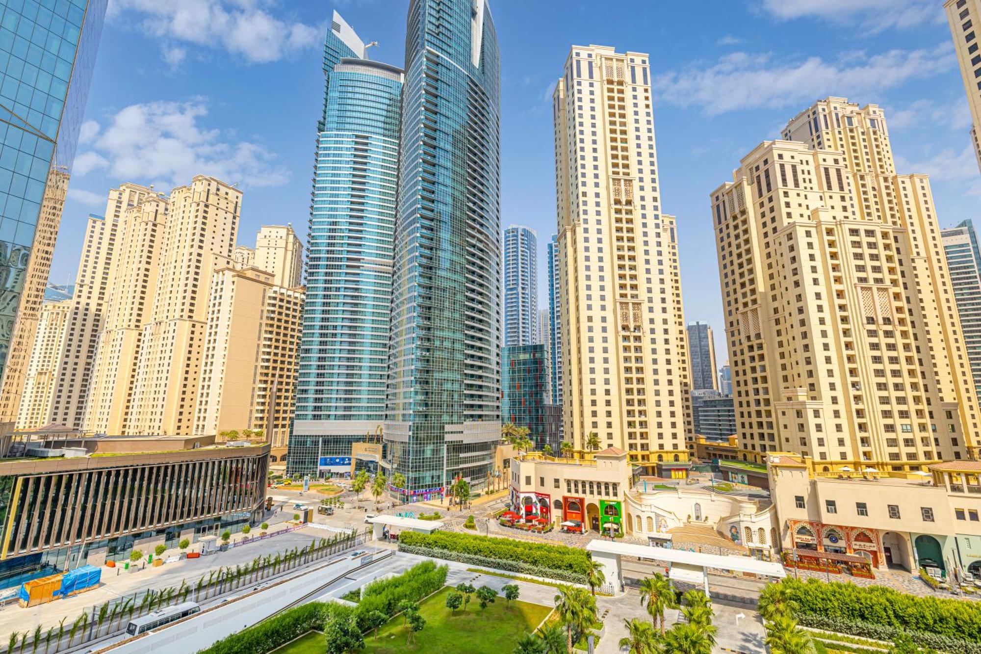 Appartement Brand New 1br In Jbr With Access *