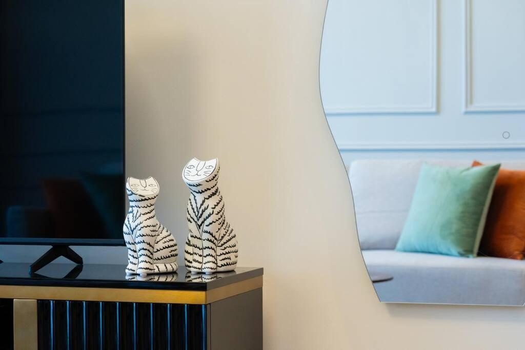 Stylish 1 Bedroom L Next To Mall L Great Amenities * Dubái