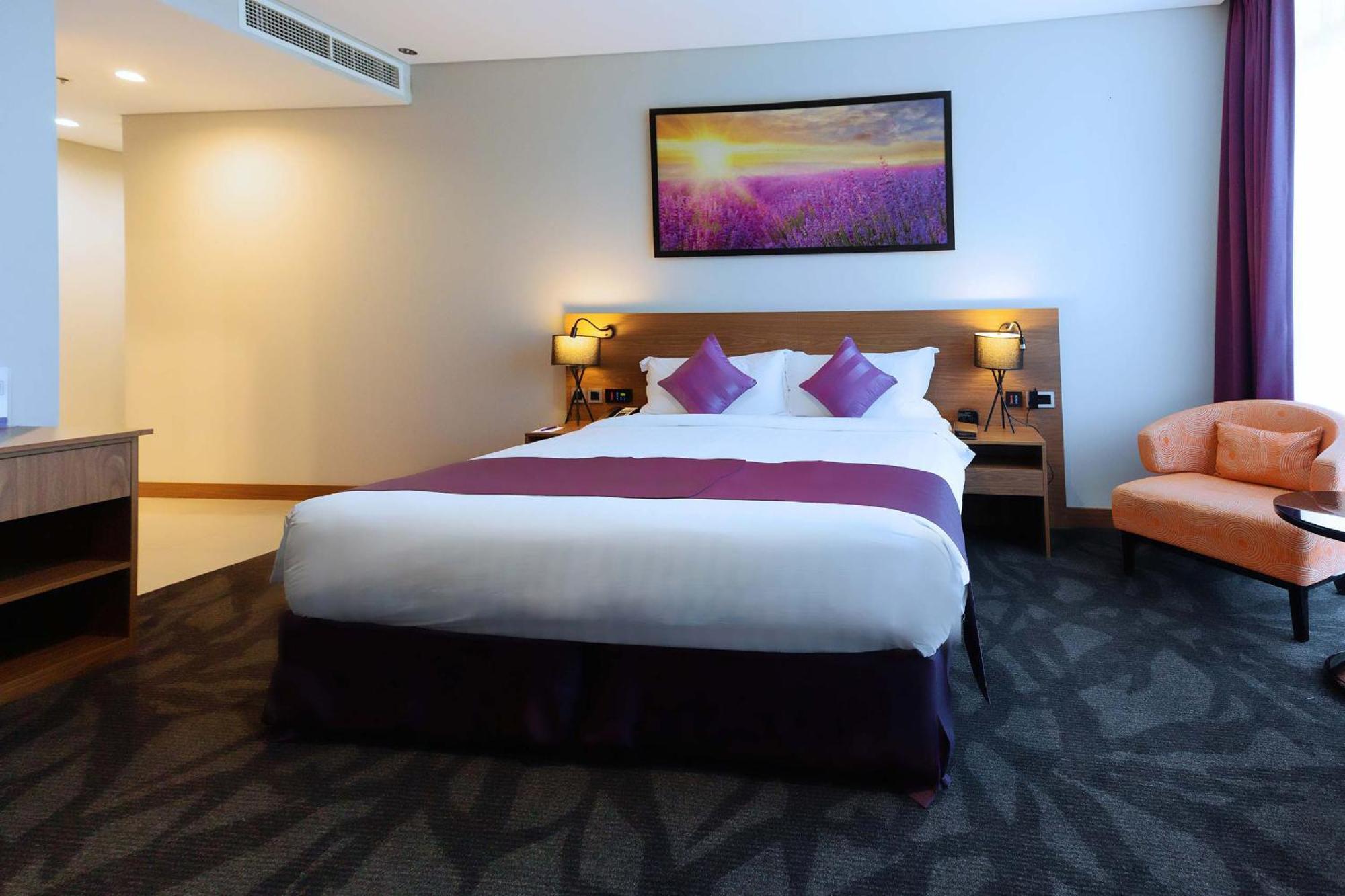 Hotel Park Regis Business Bay 4*