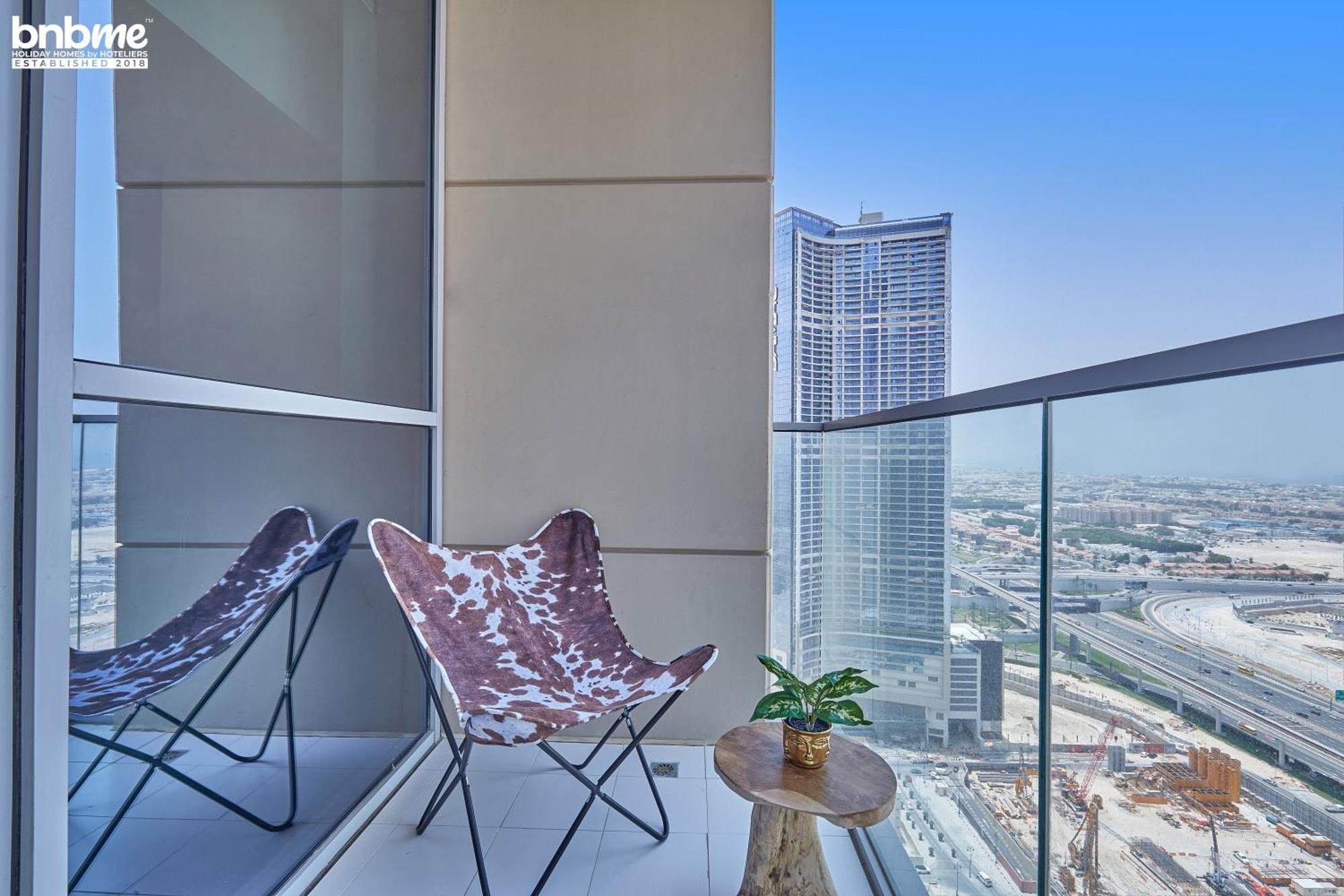 Apartament Bnbme - Amna Tower Dubai