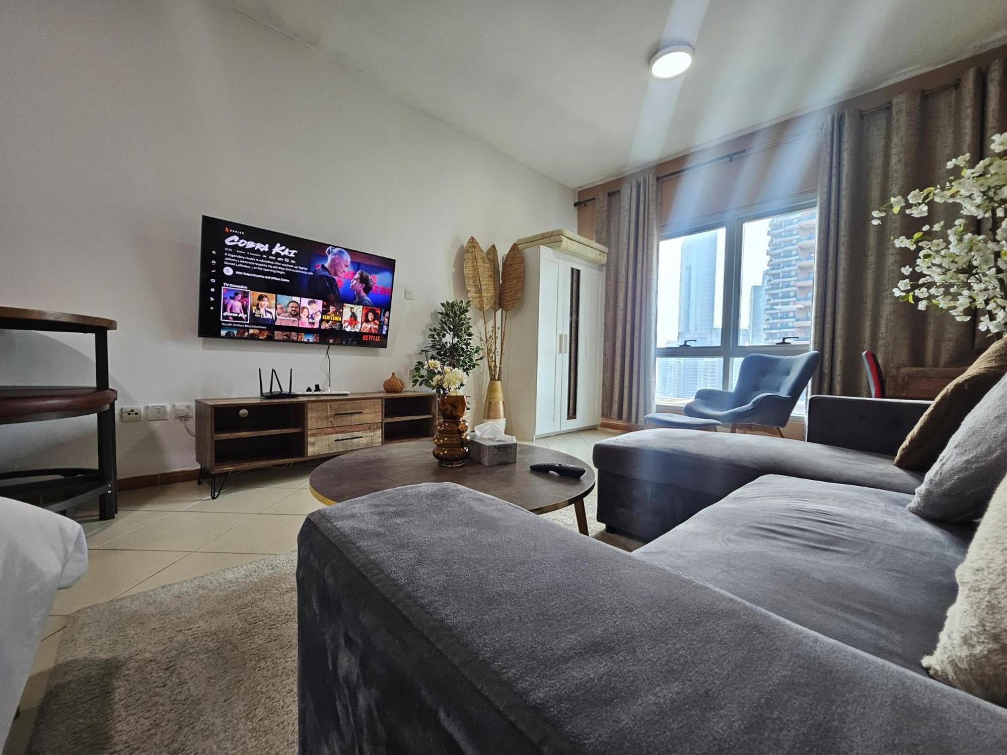 Stunning Apartment, Partial Sea View, Canal Marina View, 5 Min Walk To Jbr And Metro Apartment Dubai