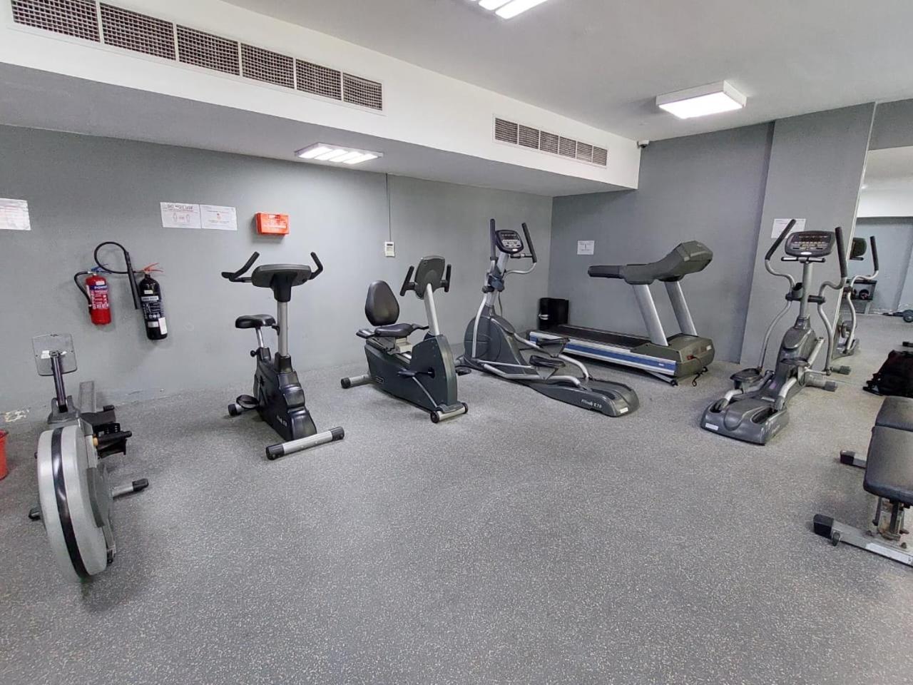 Apartment Stunning Apartment, Partial Sea View, Canal Marina View, 5 Min Walk To Jbr And Metro