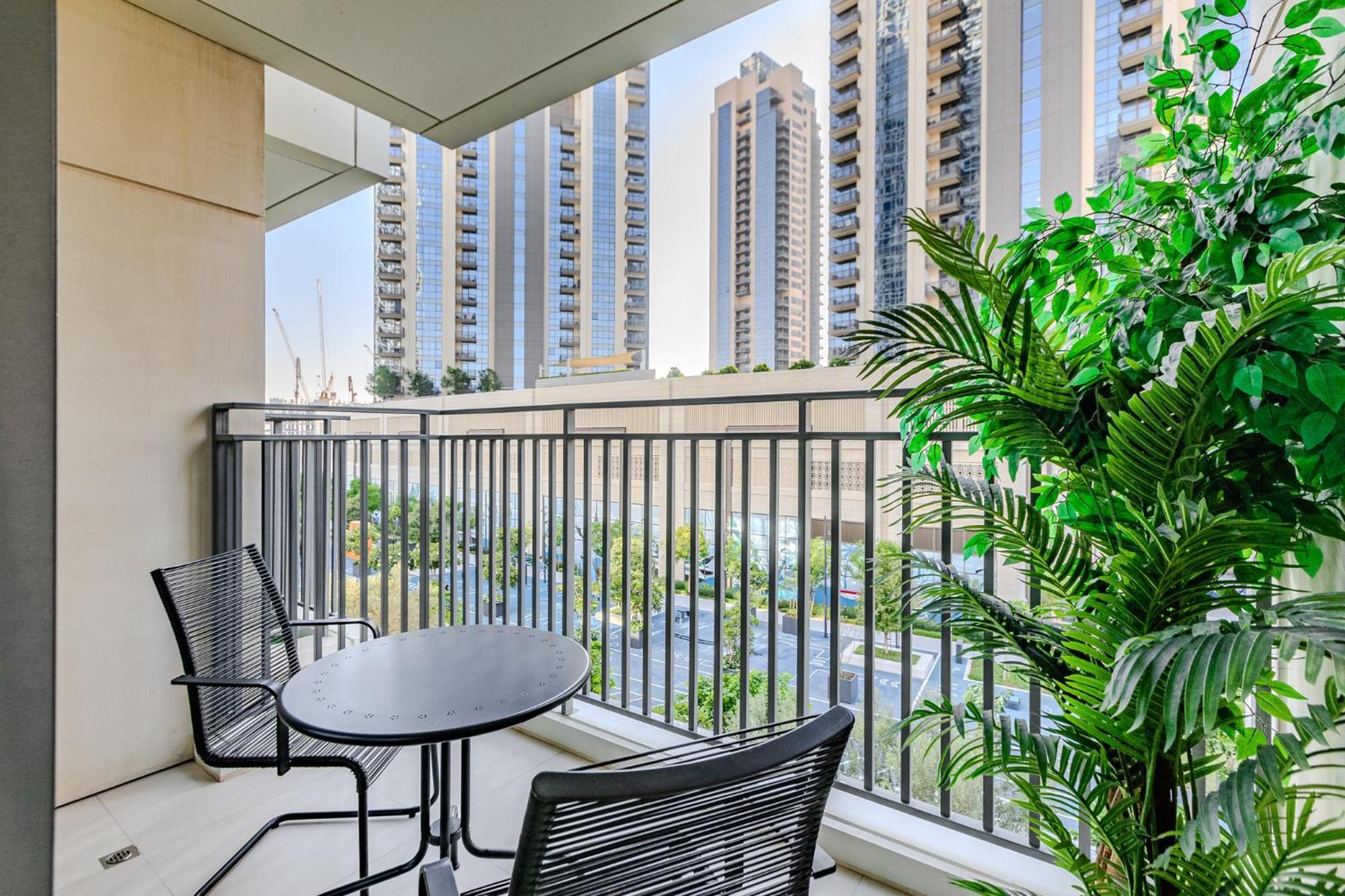 New I Modern I 1bdr I 17 Icon Bay Tower 2 Apartment *