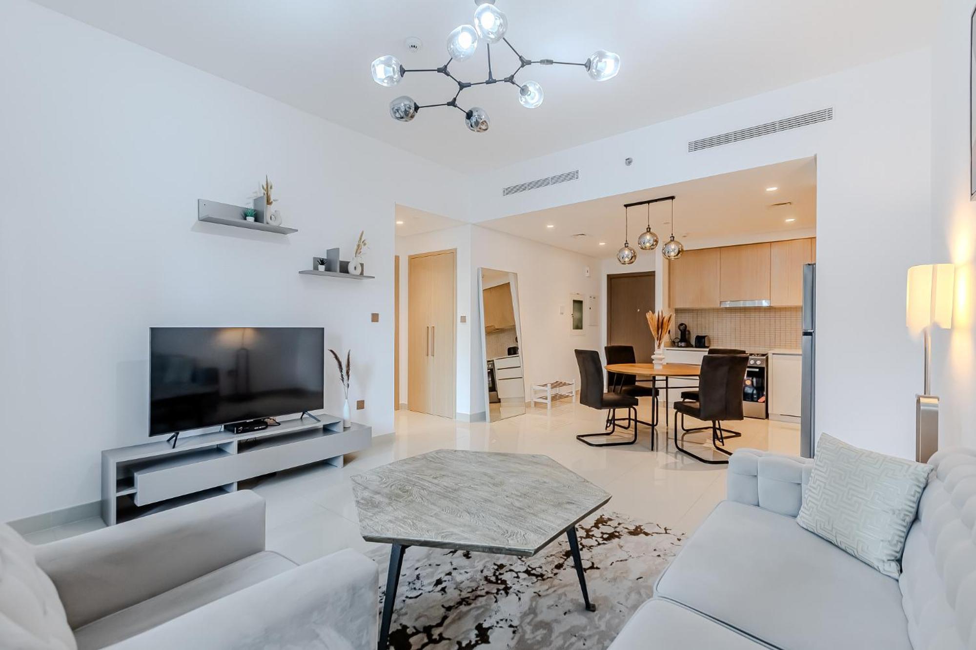 Apartment New I Modern I 1bdr I 17 Icon Bay Tower 2