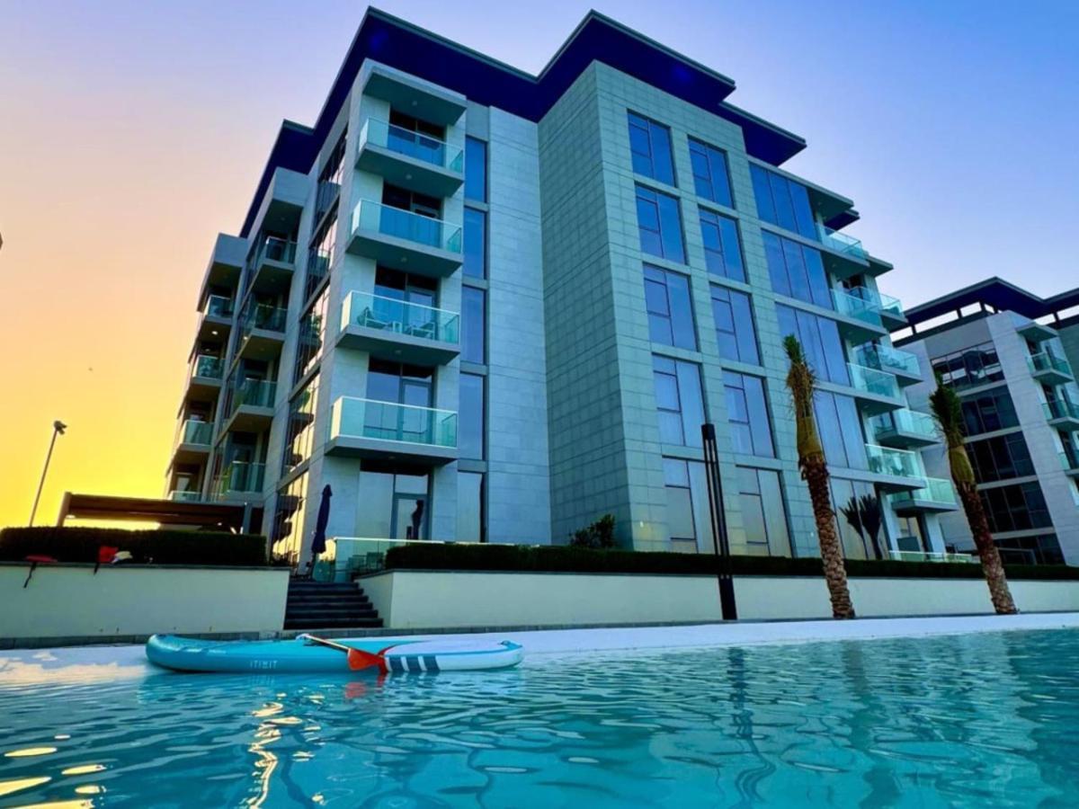 Residences 29 - Divine Beachfront One Bedroom Apartment *