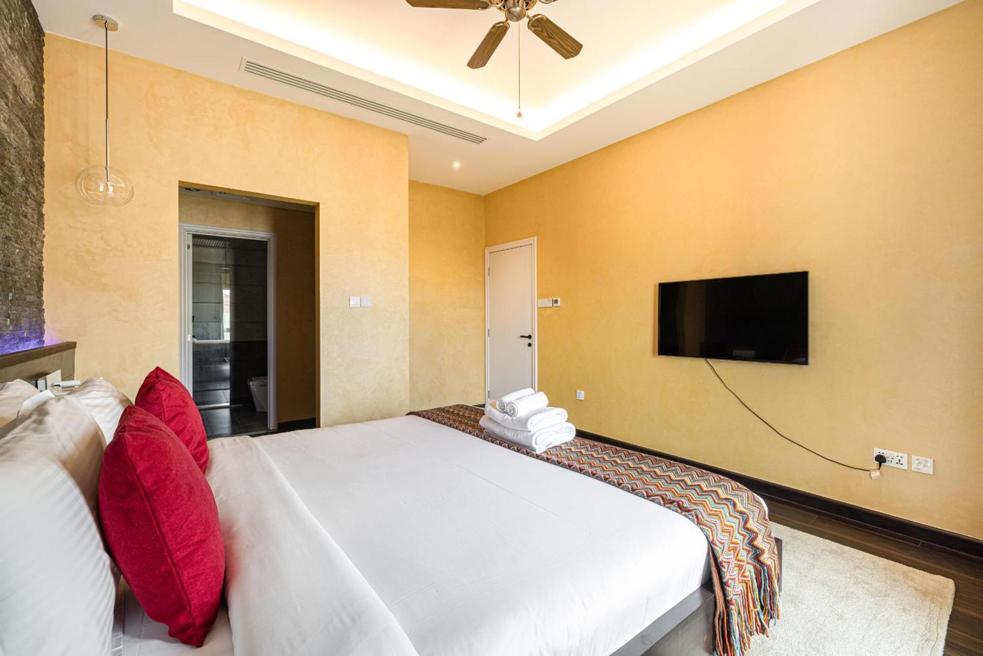 Cozy And Spacious Apartment- 5min Walk To Metro Appartement Dubaï