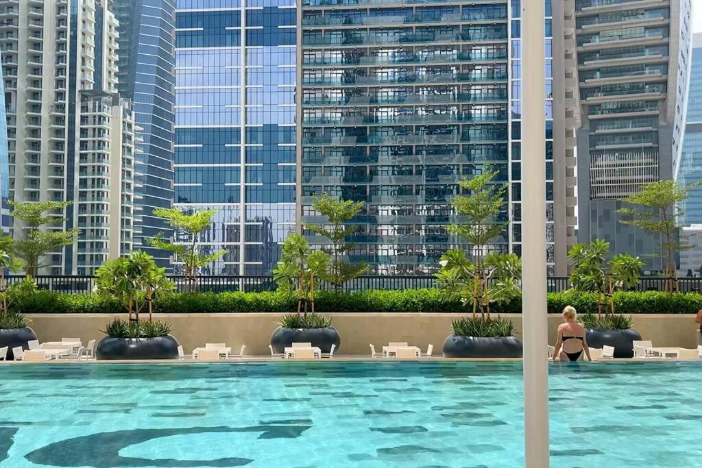 Convenient Location L Large Balcony L Great Pool