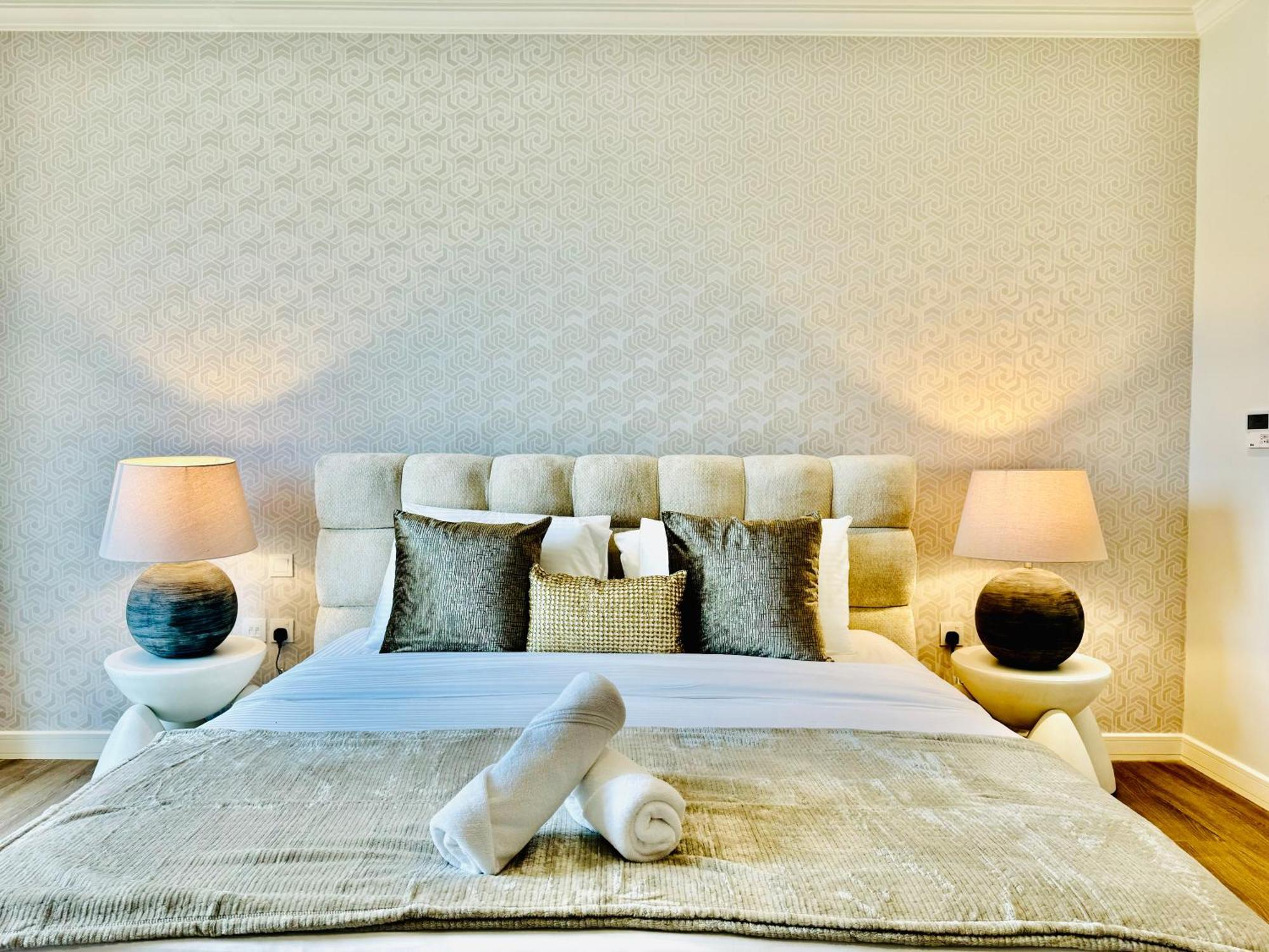 Villa Venduras - Spacious 4-bedroom Luxury In La Mer,