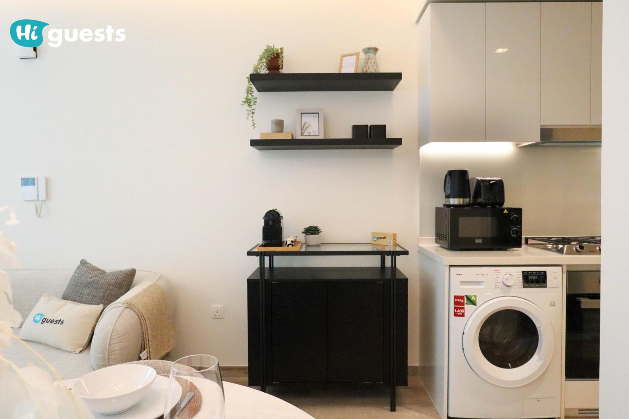 Higuests - Ahad Modern In Dubai's Business Hub Dubai