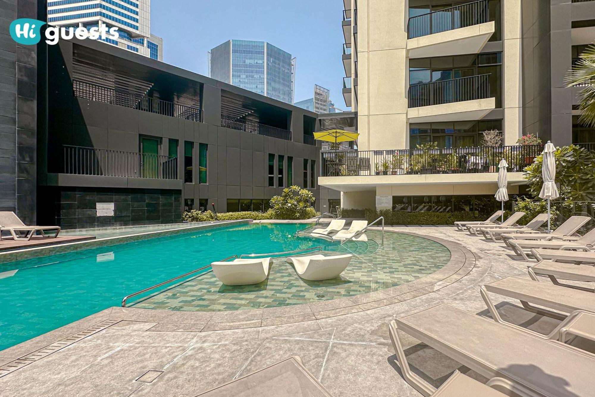 Higuests - Ahad Modern In Dubai's Business Hub