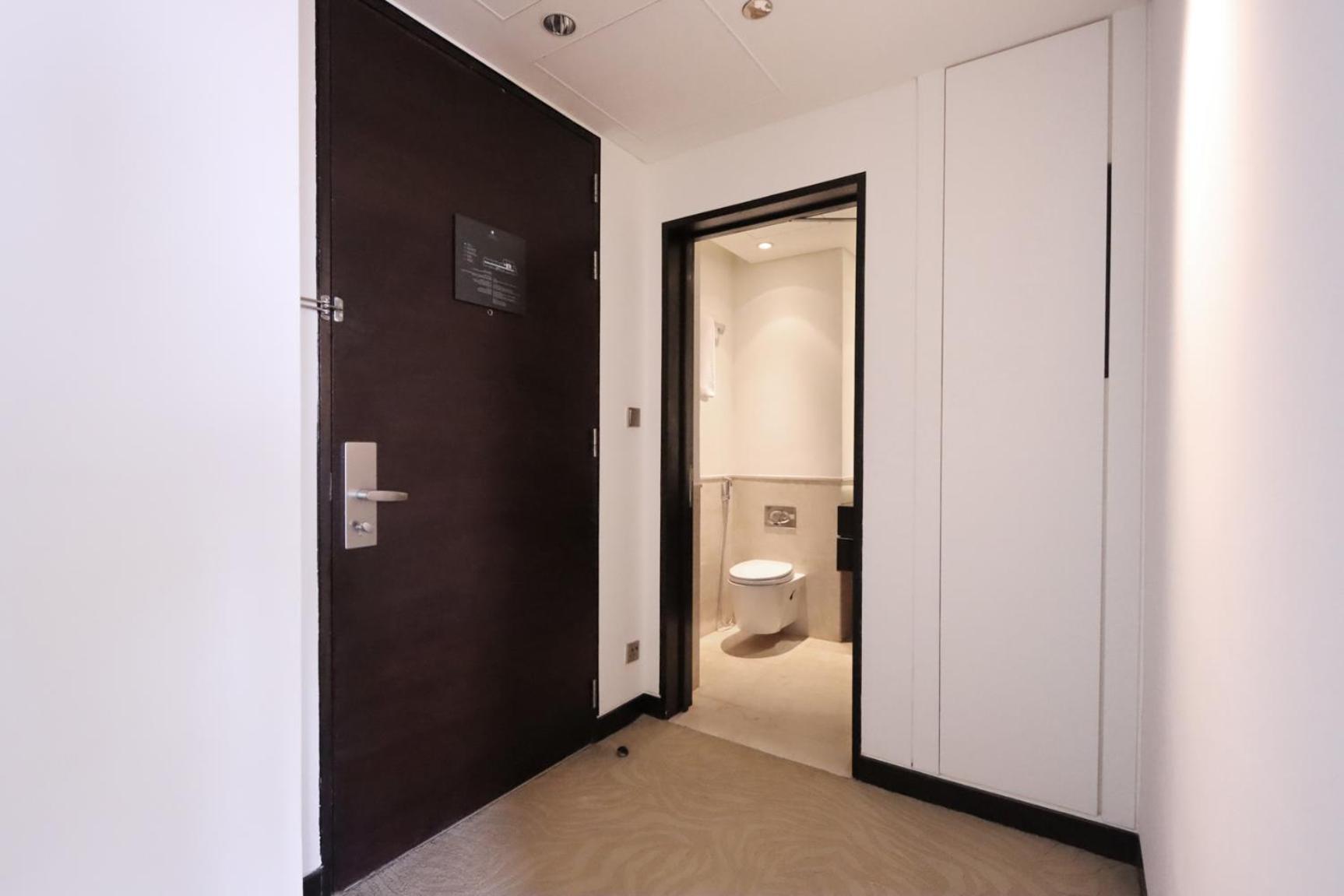 Livbnb - Elegant High Rise 1b With Marina View Dubaï