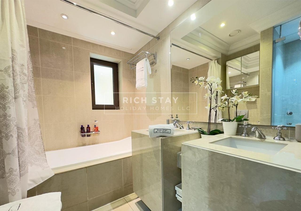 Sensational 1br In Downtown Burj Khalifa Mall View Apartament Dubai