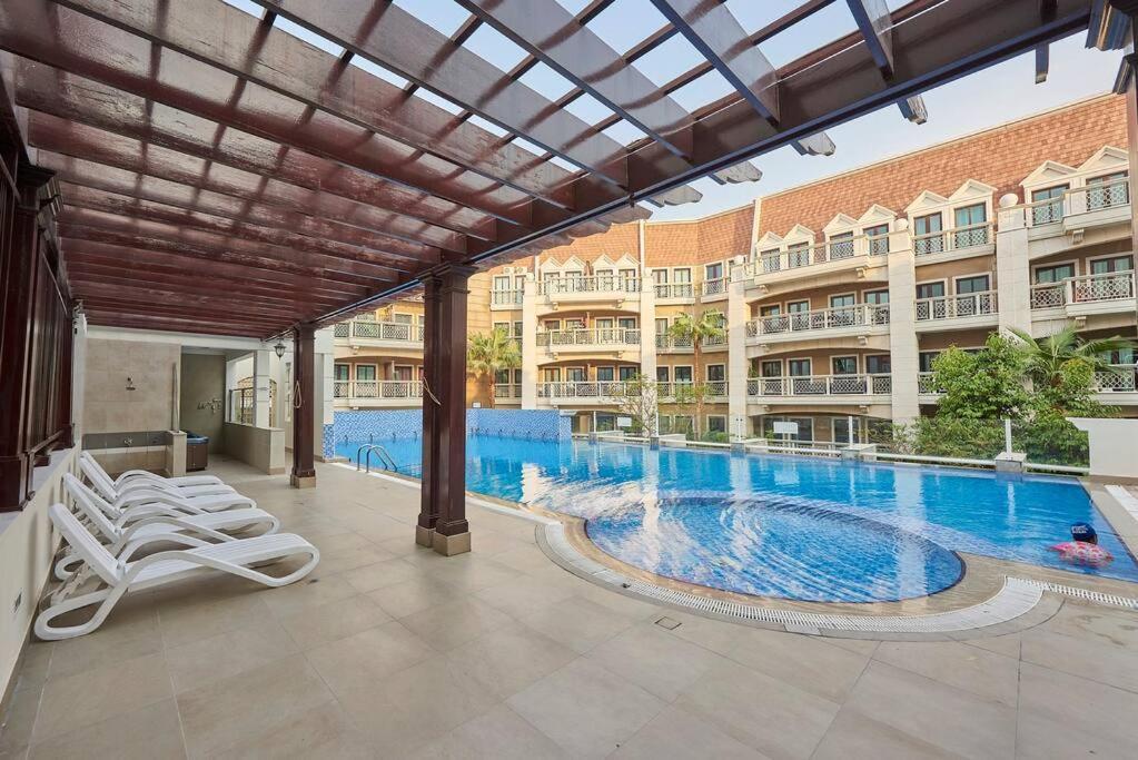 Cozy 1bedroom Skylight Le Grand Chateau Appartement Dubaï