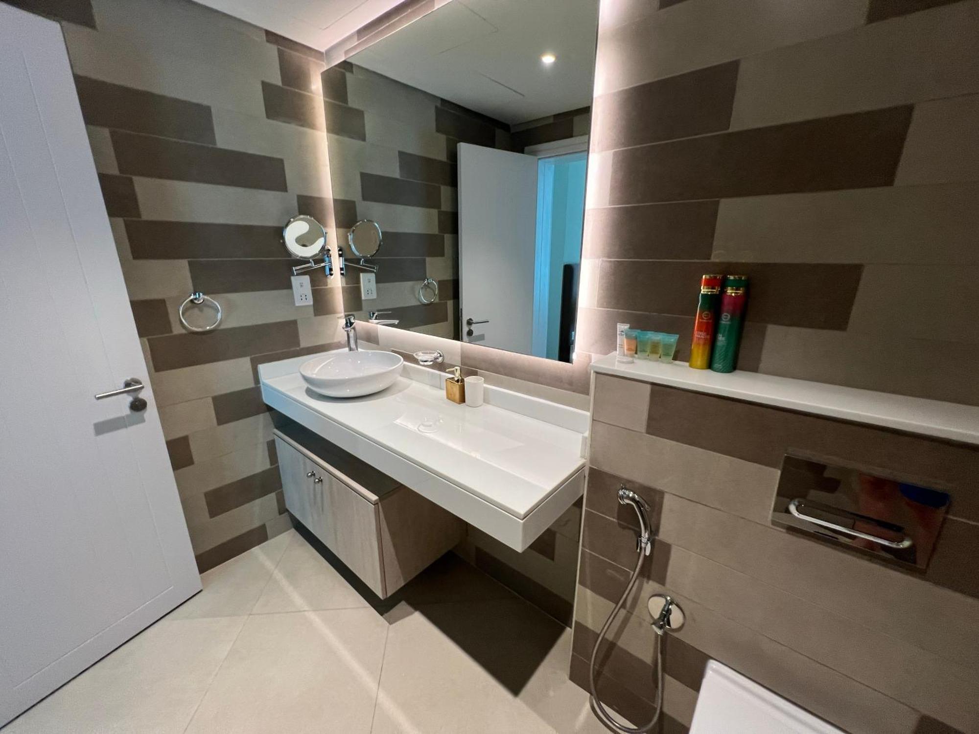 Lejlighed Sevenpalm 2br Seaview Rooftoppool Privbeach