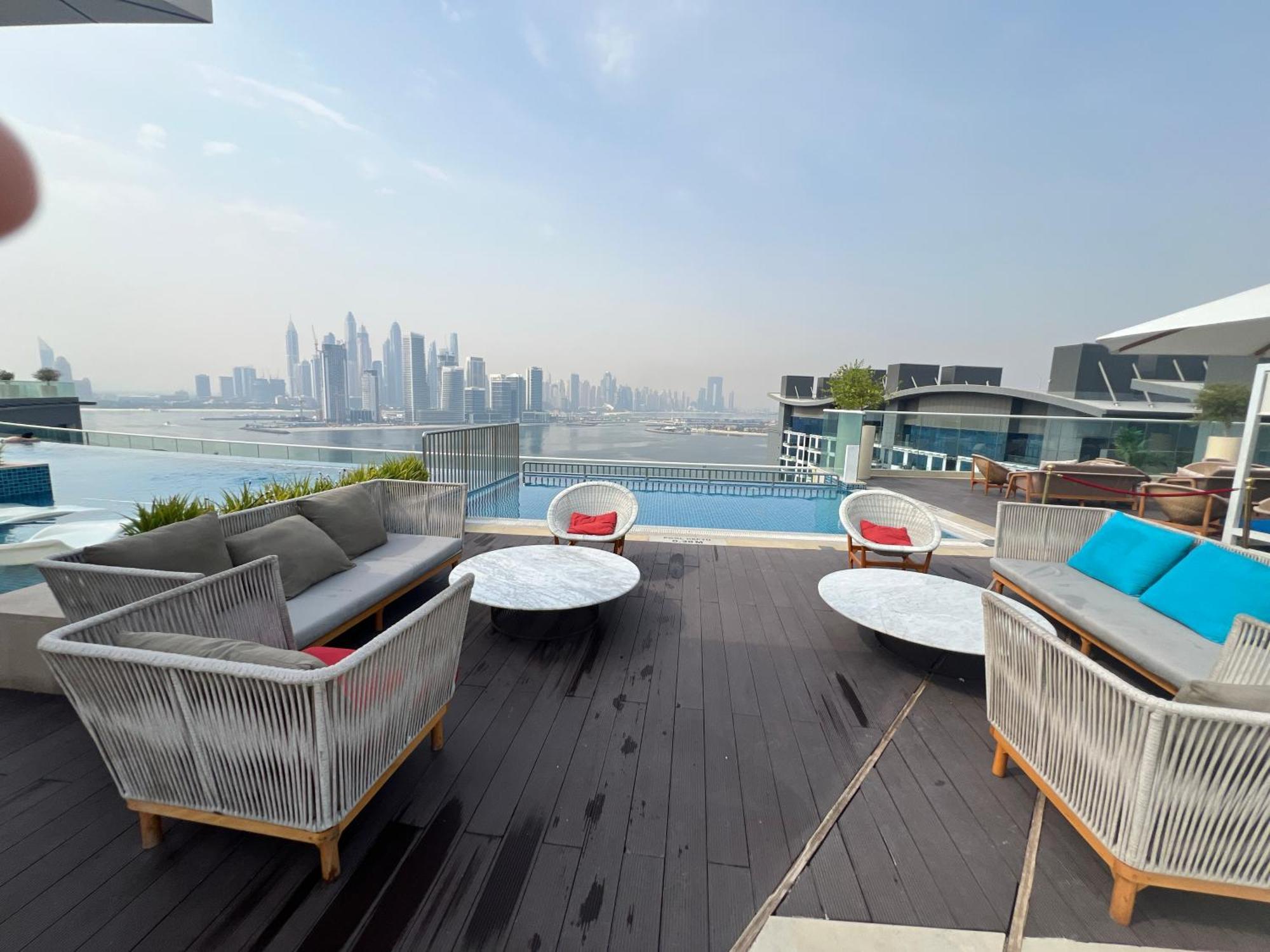 Apartment Sevenpalm 2br Seaview Rooftoppool Privbeach Dubai
