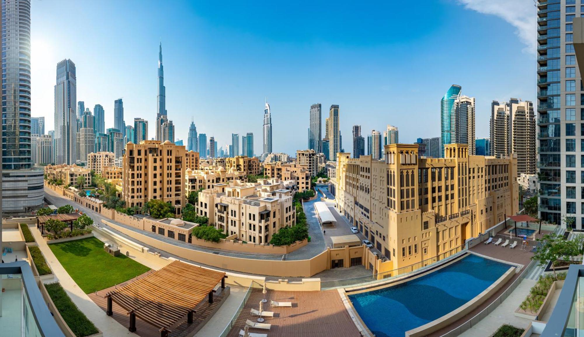 Luxury 2br With Burj View, Very Close To Mall Сasa de vacaciones Dubái
