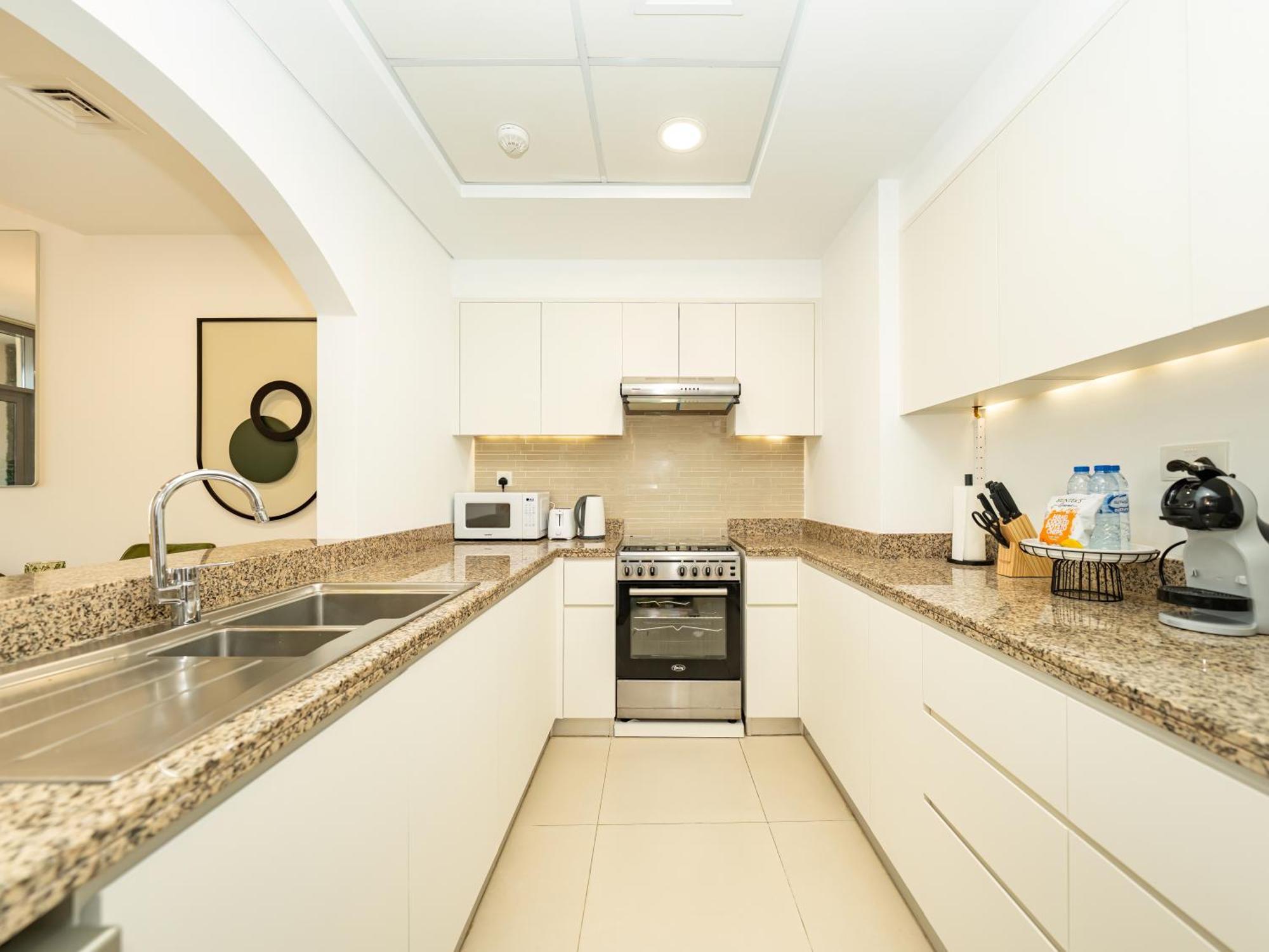 Сasa de vacaciones Luxury 2br With Burj View, Very Close To Mall *
