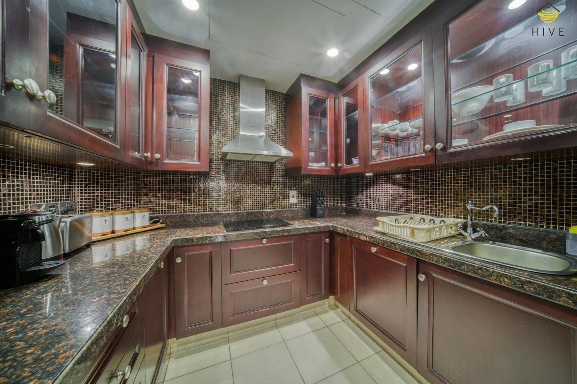 Cosy 1 Bed In Yansoon 3, Downtown Apartment *
