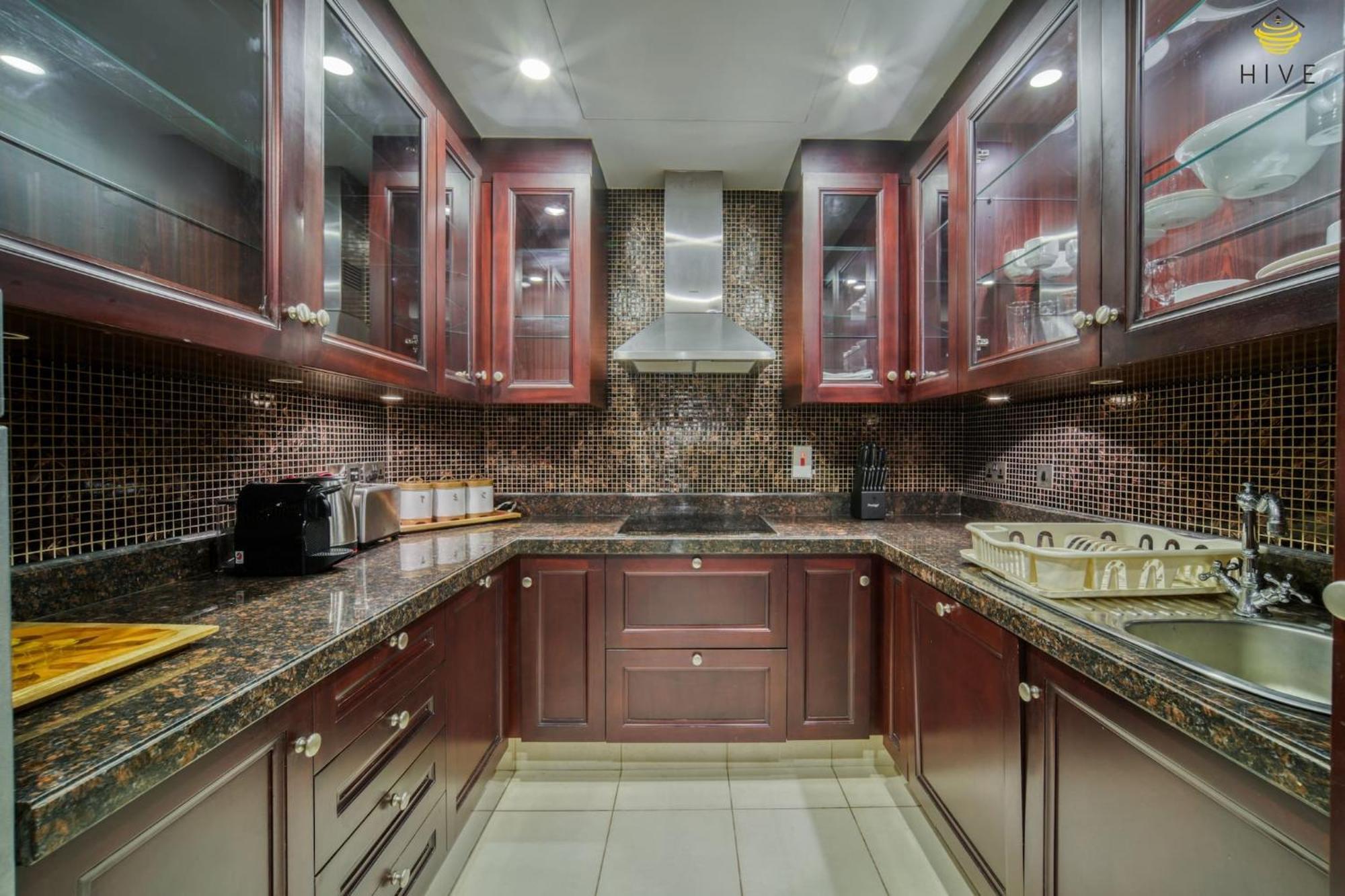 Cosy 1 Bed In Yansoon 3, Downtown Apartment