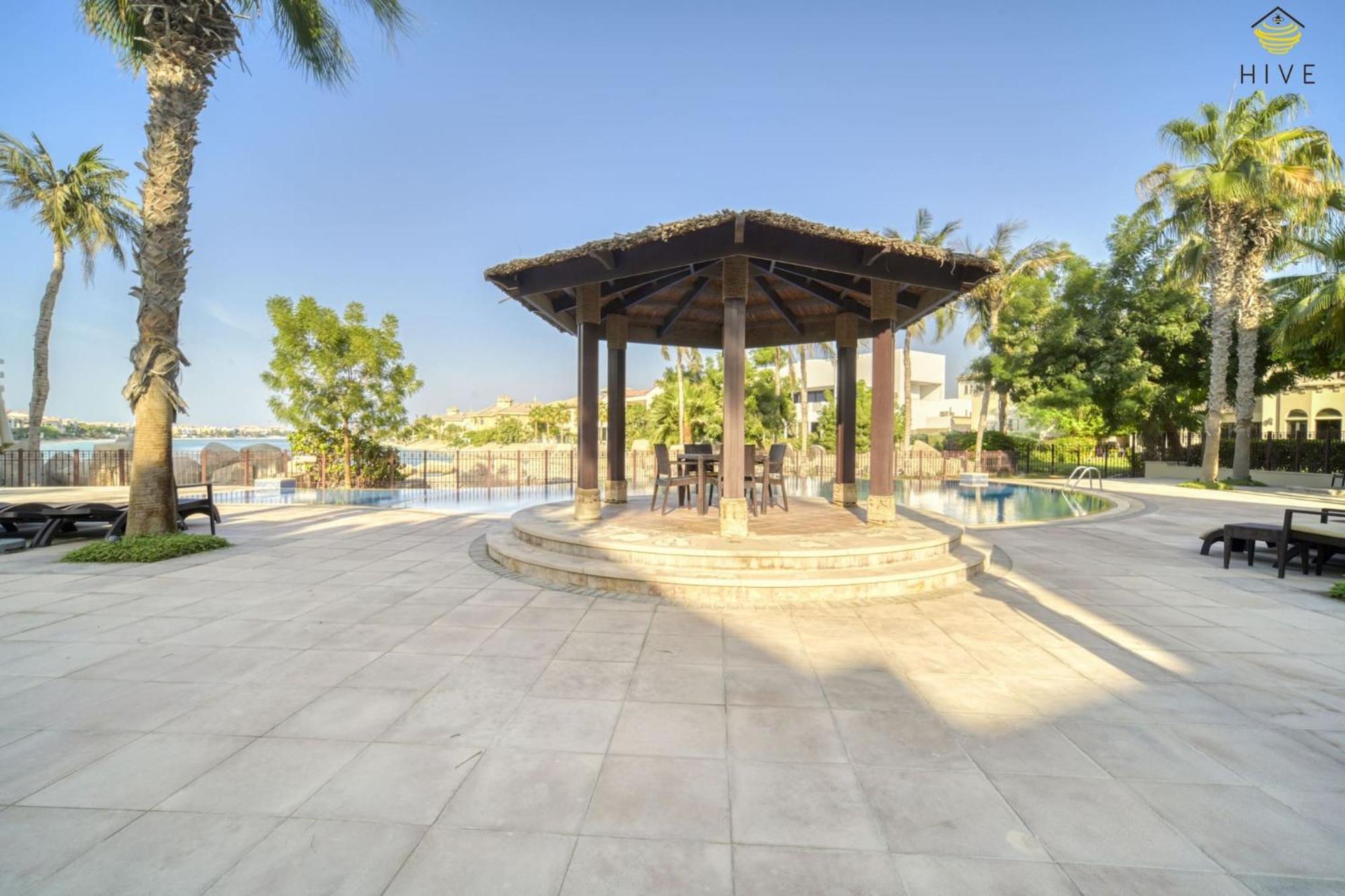 Villa Stunning 4 Bed In Canal Cove Dubai