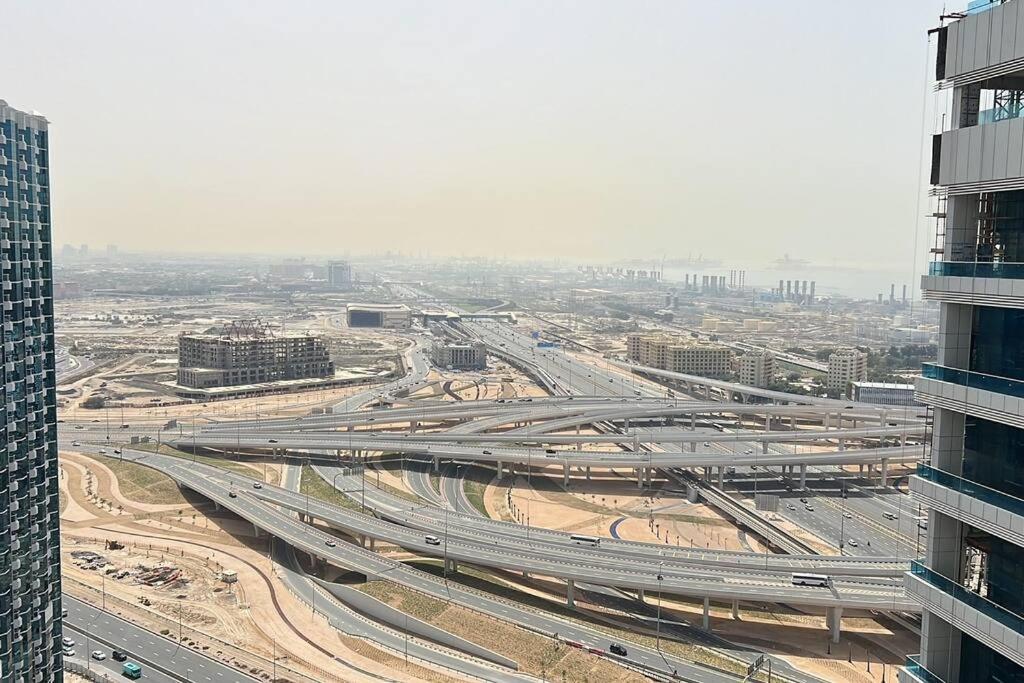 Apartamento What A View - Very Close To Dmcc Metro Station *