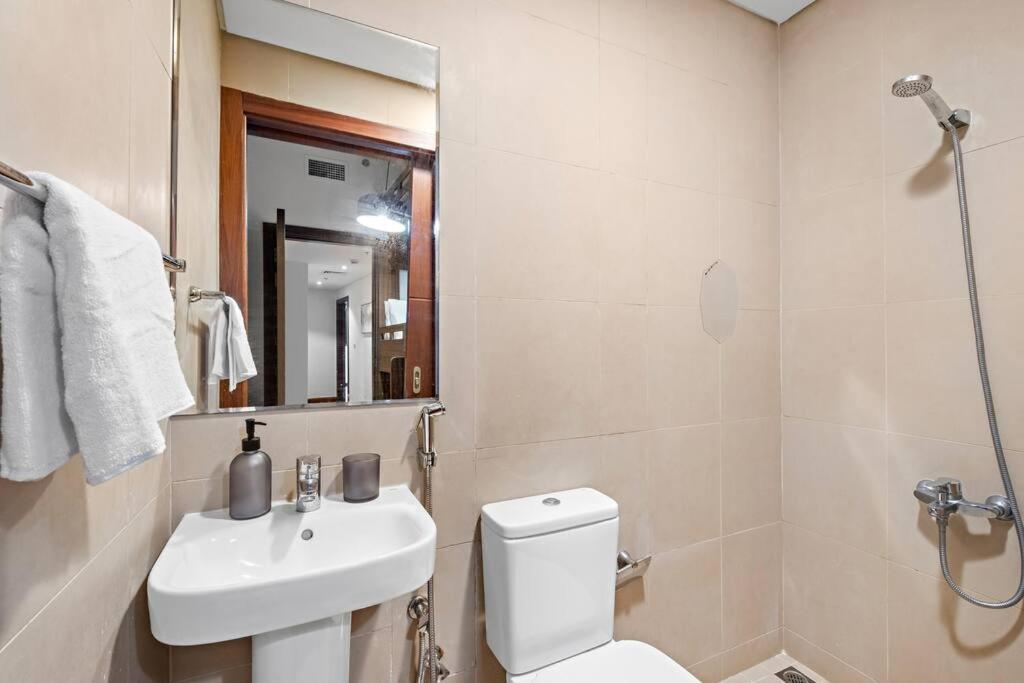 Apartment First Class 3br Burj Khalifa & Fountain Views *
