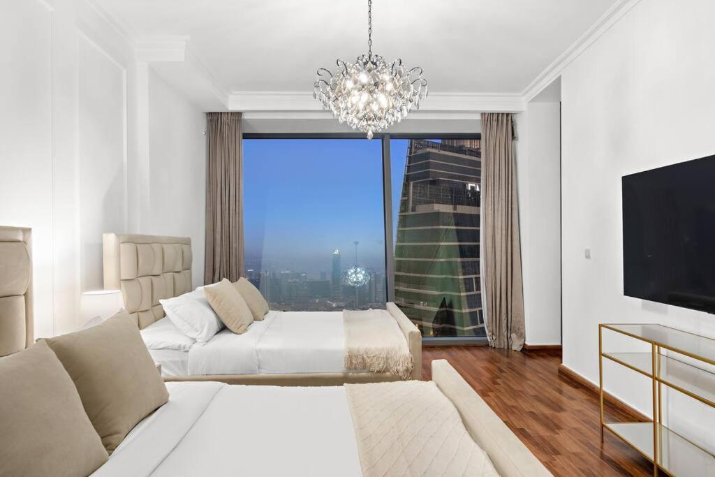 First Class 3br Burj Khalifa & Fountain Views Apartment Dubai