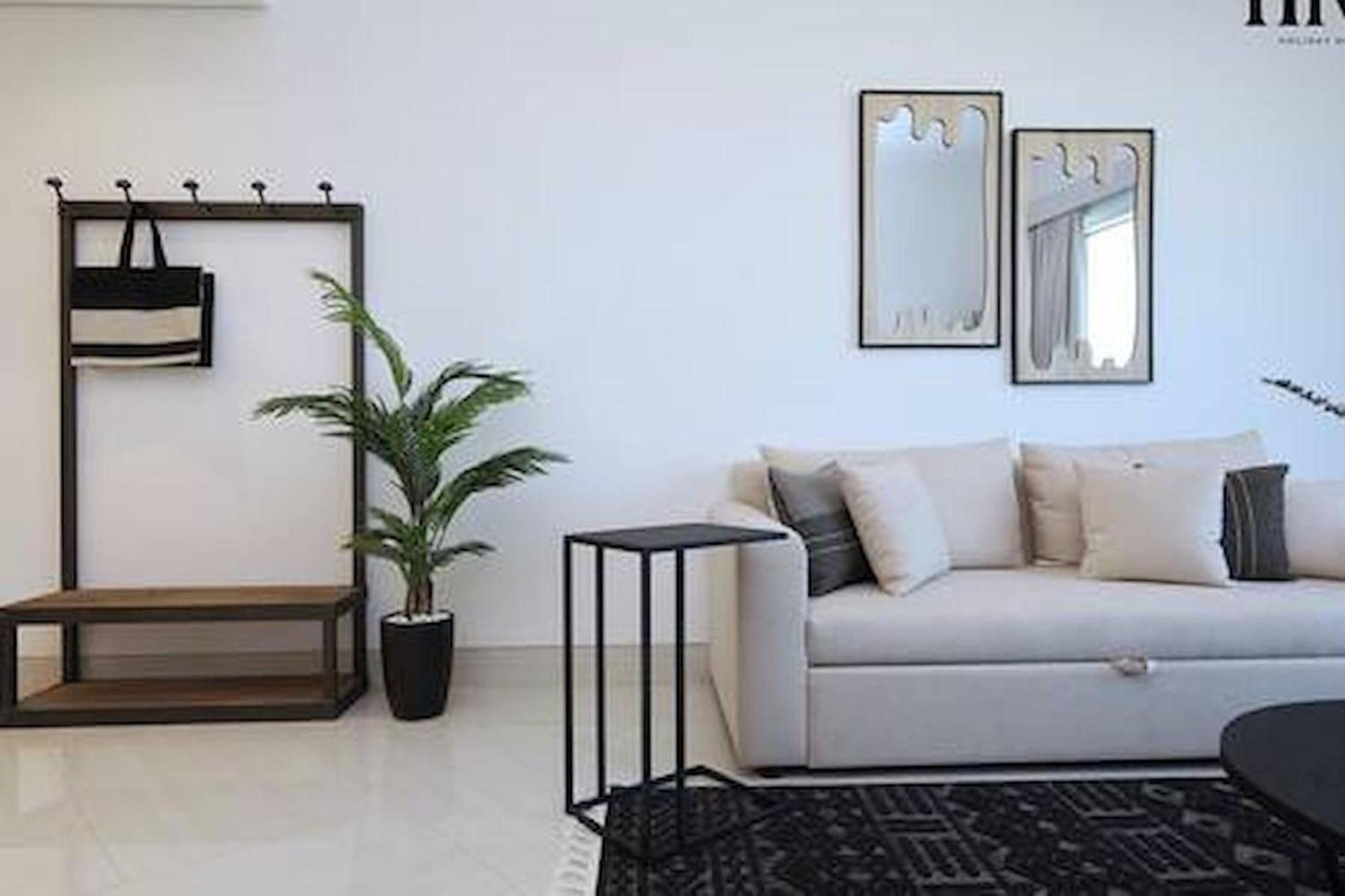 Gorgeous 2 Bed In Al Warqa Appartement