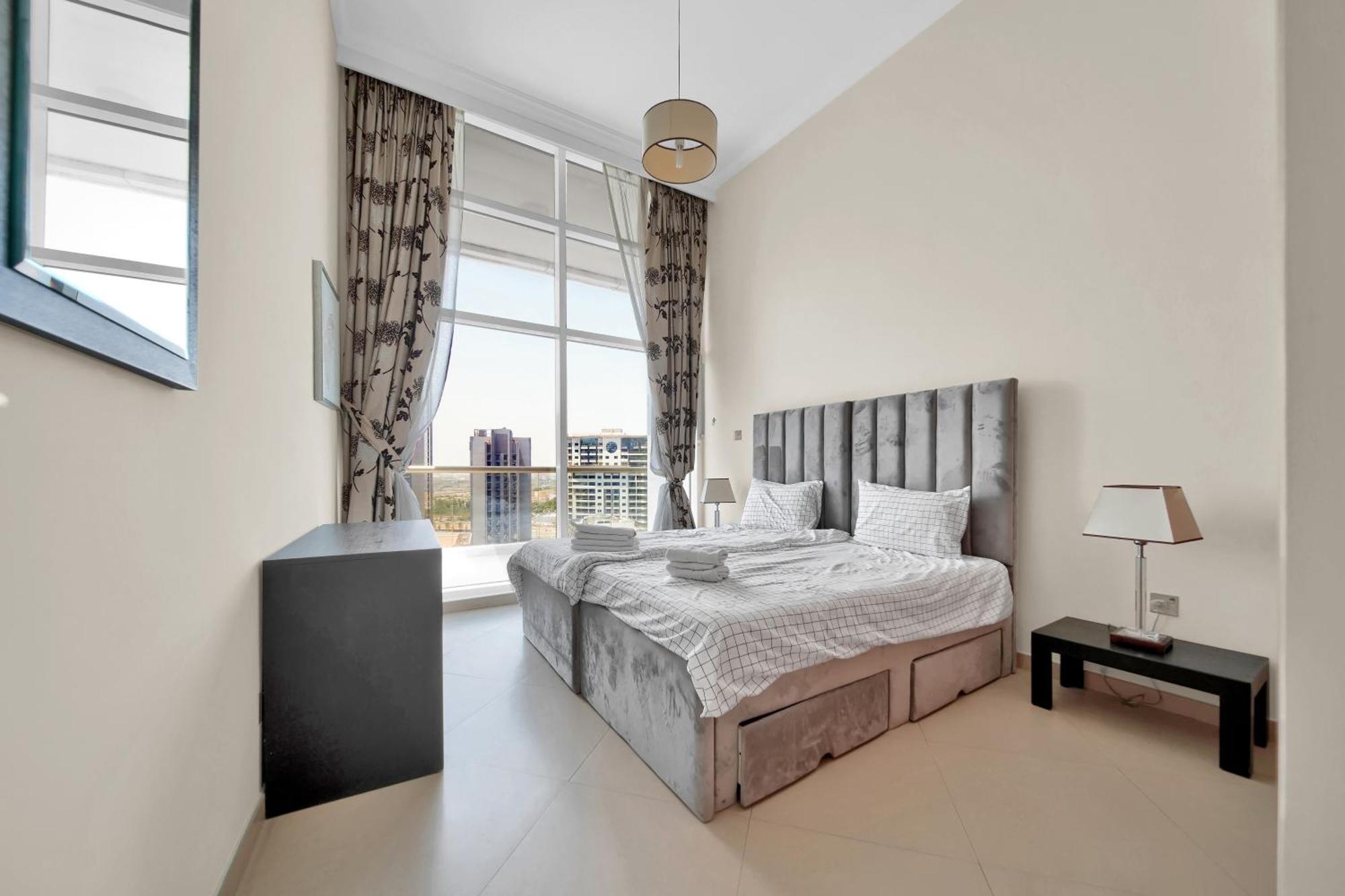 Magnificent Marina View Luxurious 2 Bedroom * Dubai