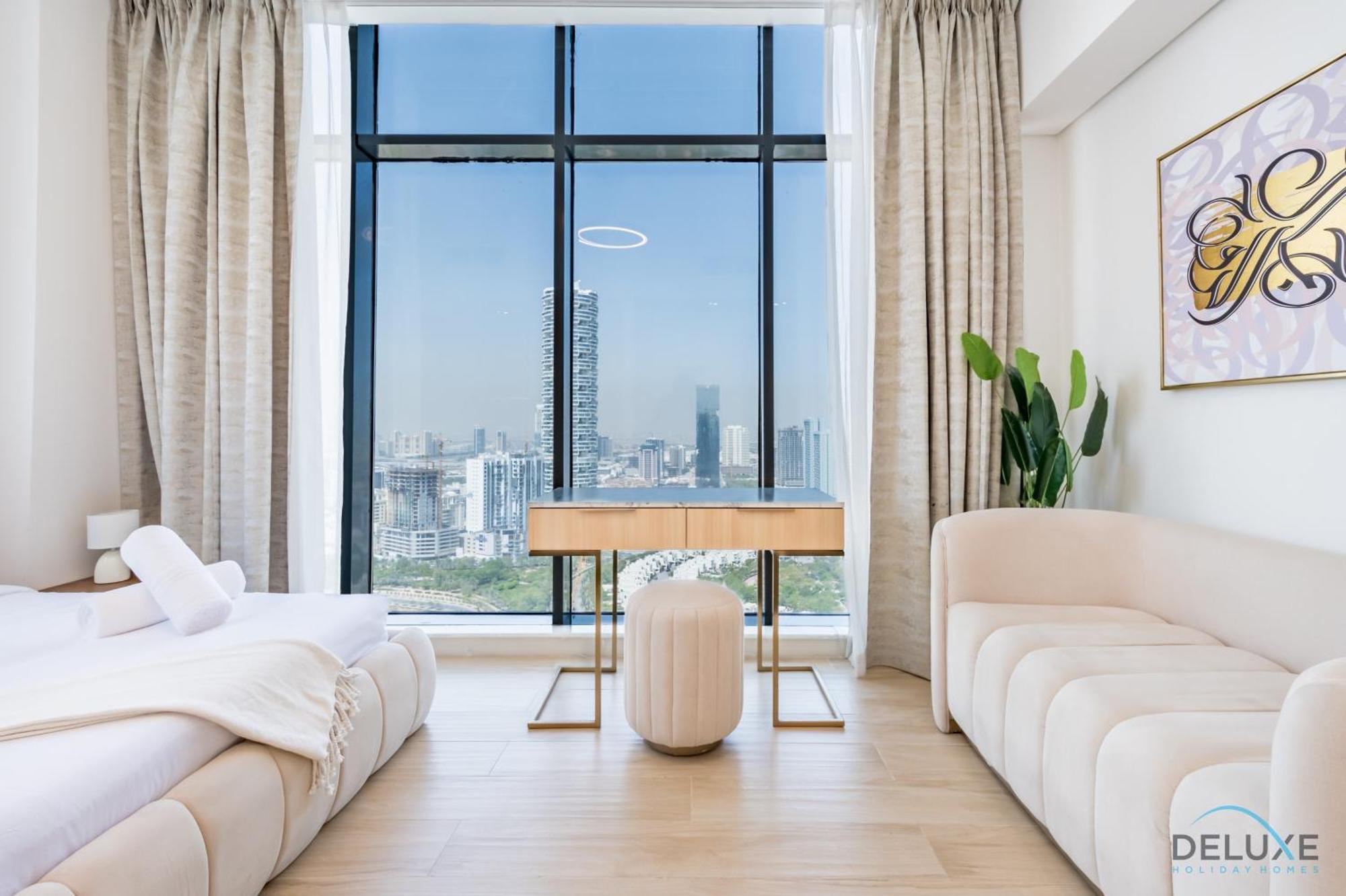 Appartement Majestic In Regina Tower, Jumeirah Village Circle By Deluxe Homes
