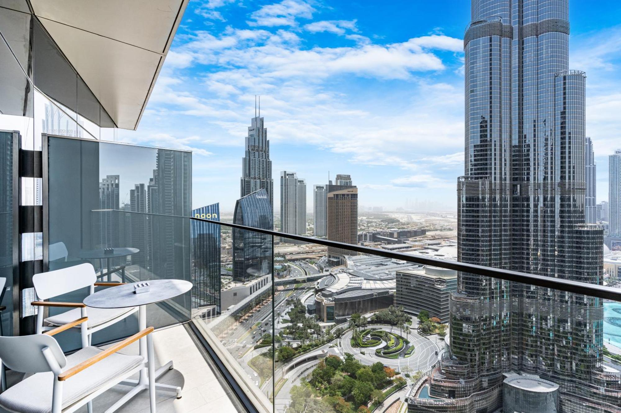 Deluxe 3br In Address Opera With Full Burj View *
