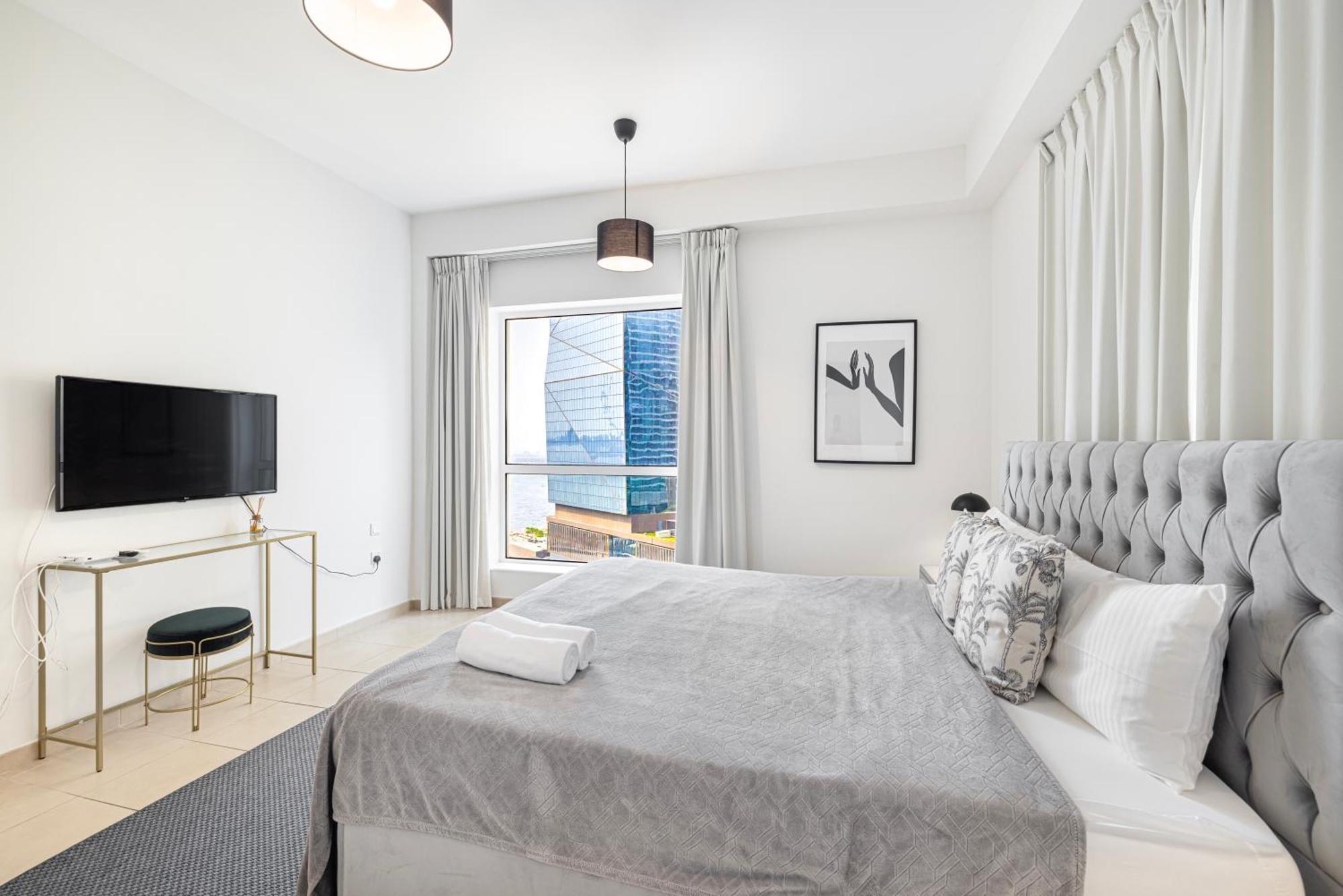 Seafront Newly Renovated 2br In Jbr Apartamento *