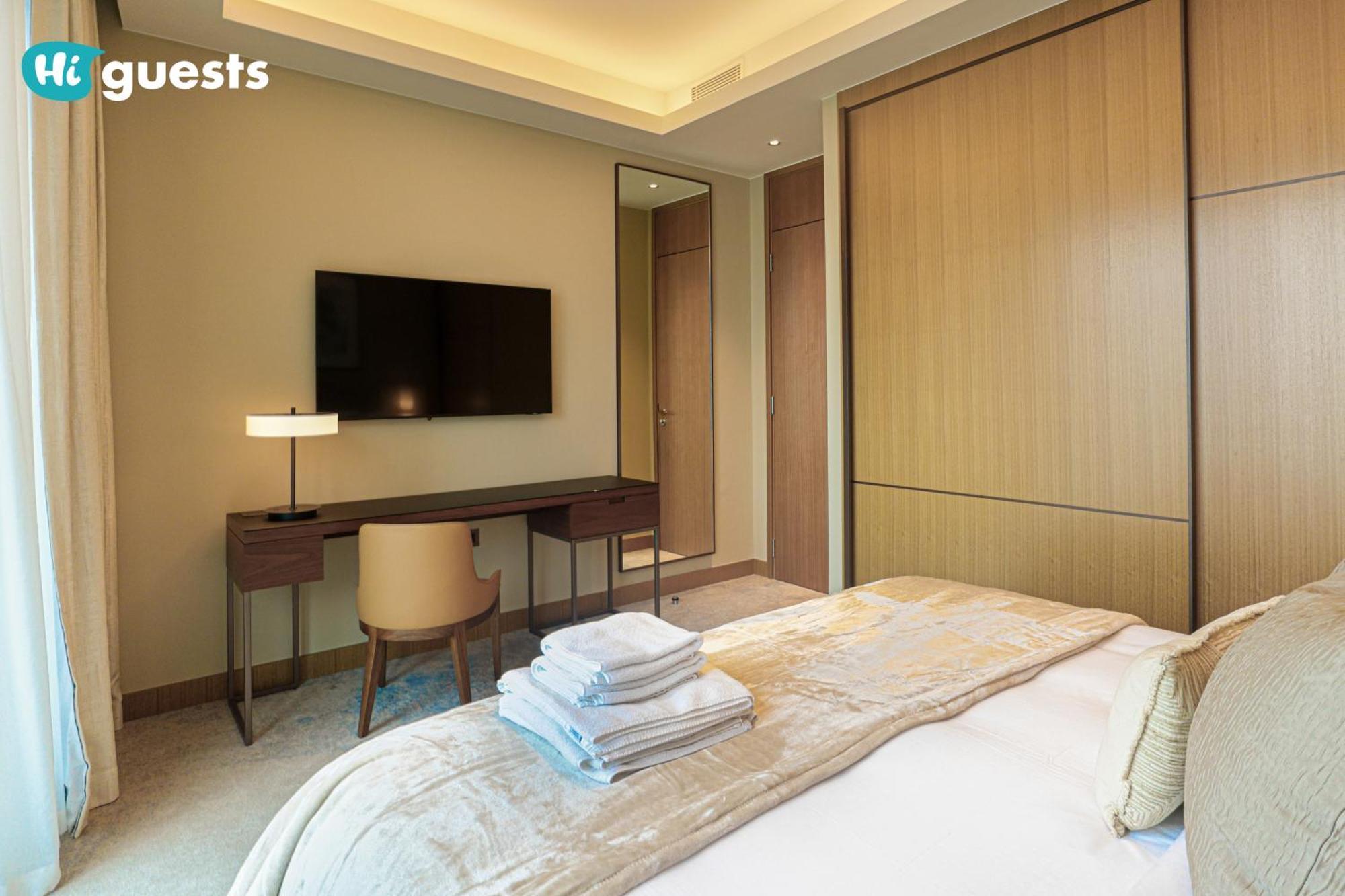 Higuests - Sky-high Experience Luxe Living On The 24th Floor Appartement *