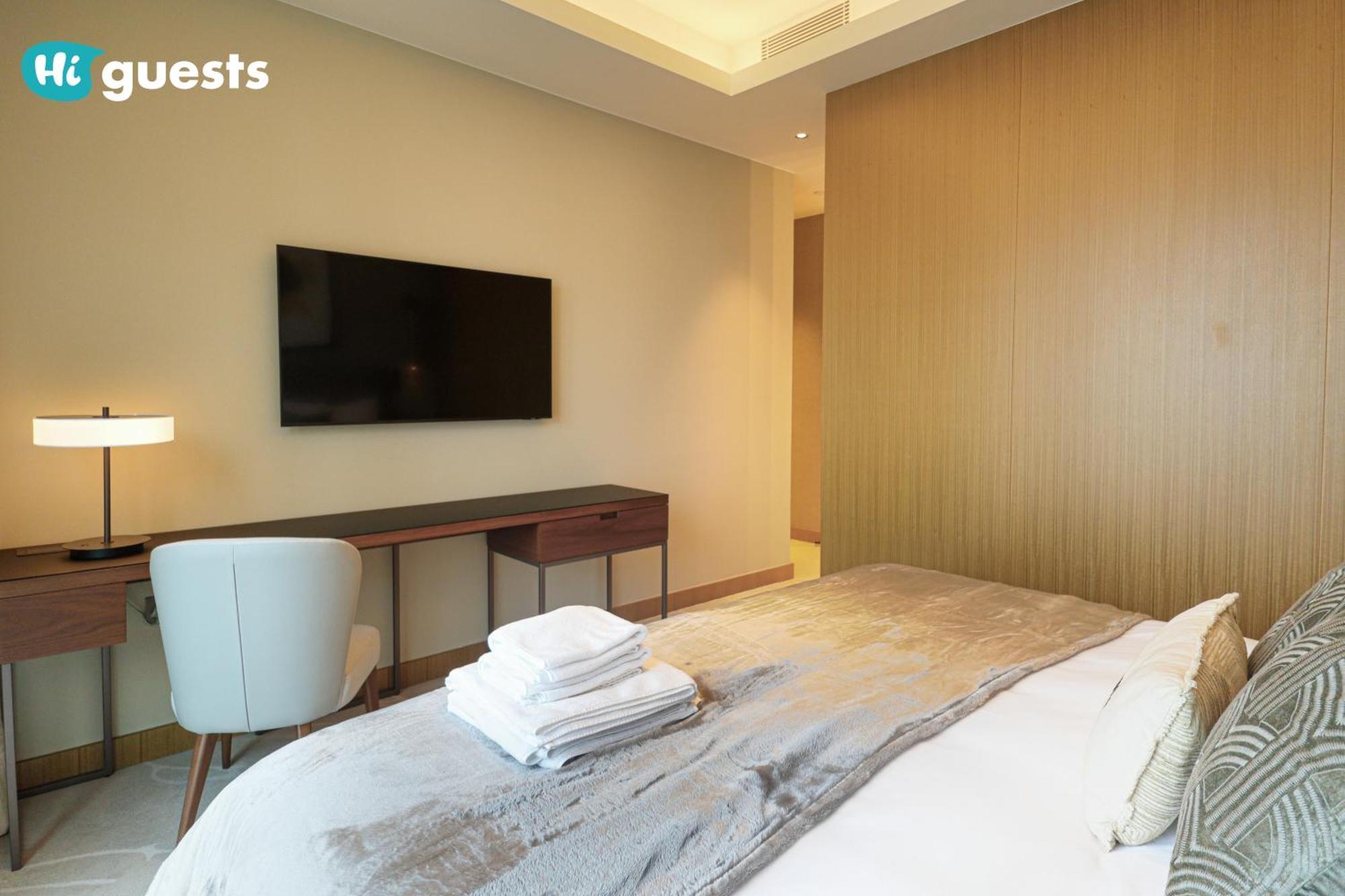 Appartement Higuests - Sky-high Experience Luxe Living On The 24th Floor