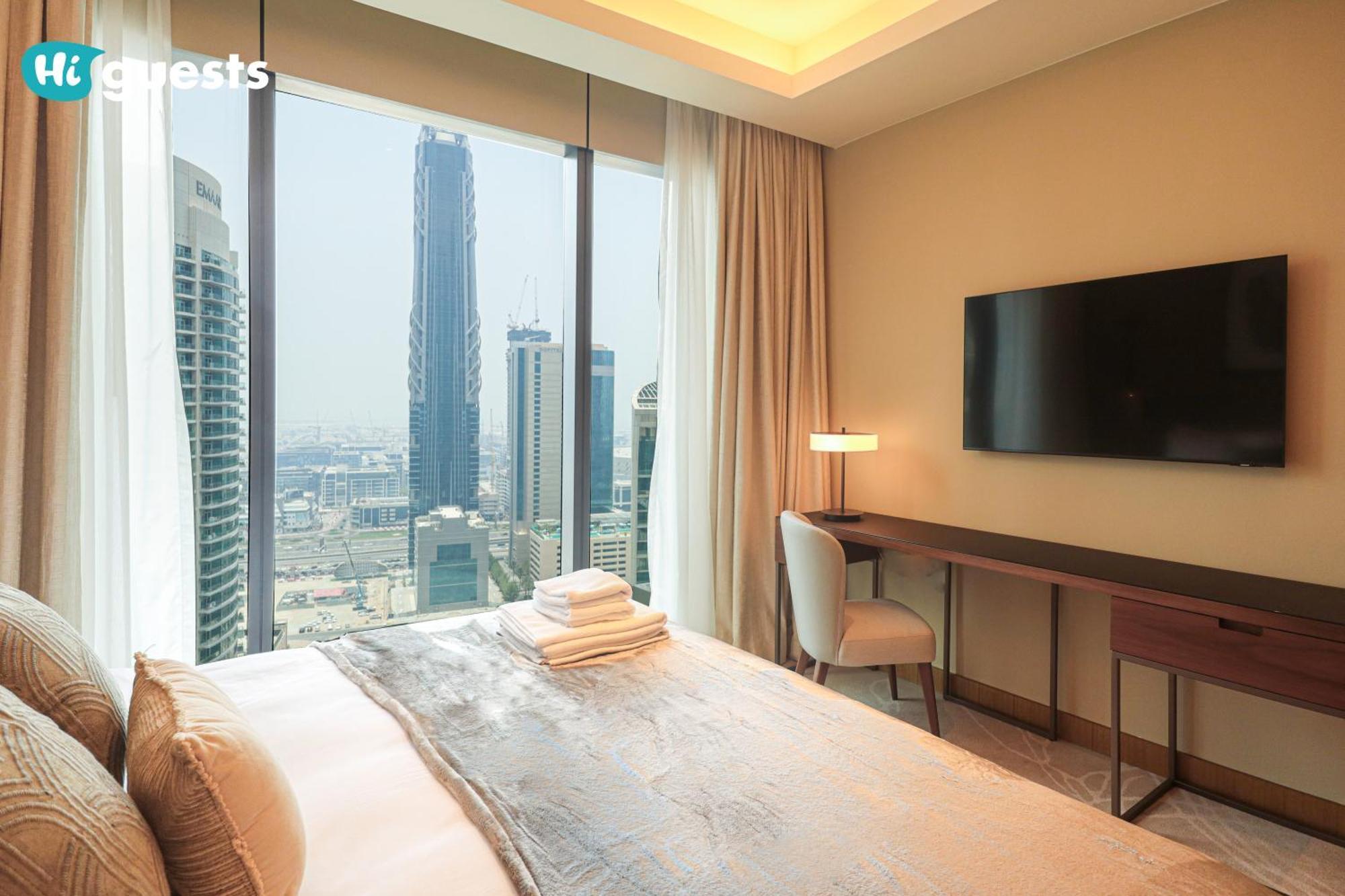 Higuests - Sky-high Experience Luxe Living On The 24th Floor Appartement