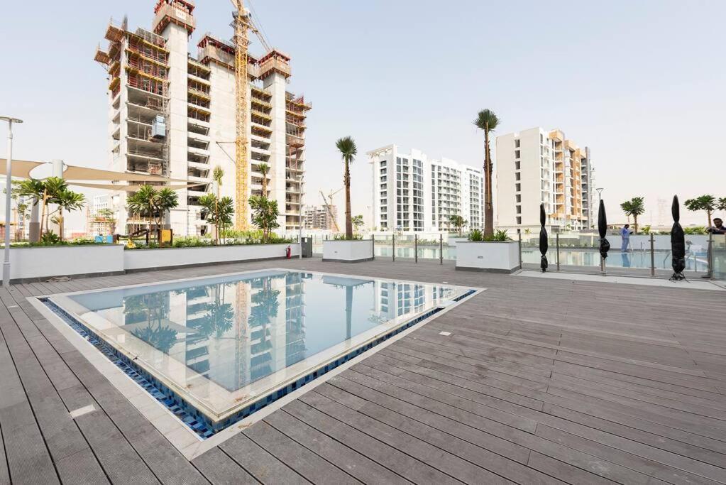 Apartment Cozy Studio By Skylight Azizi Riviera 41 *