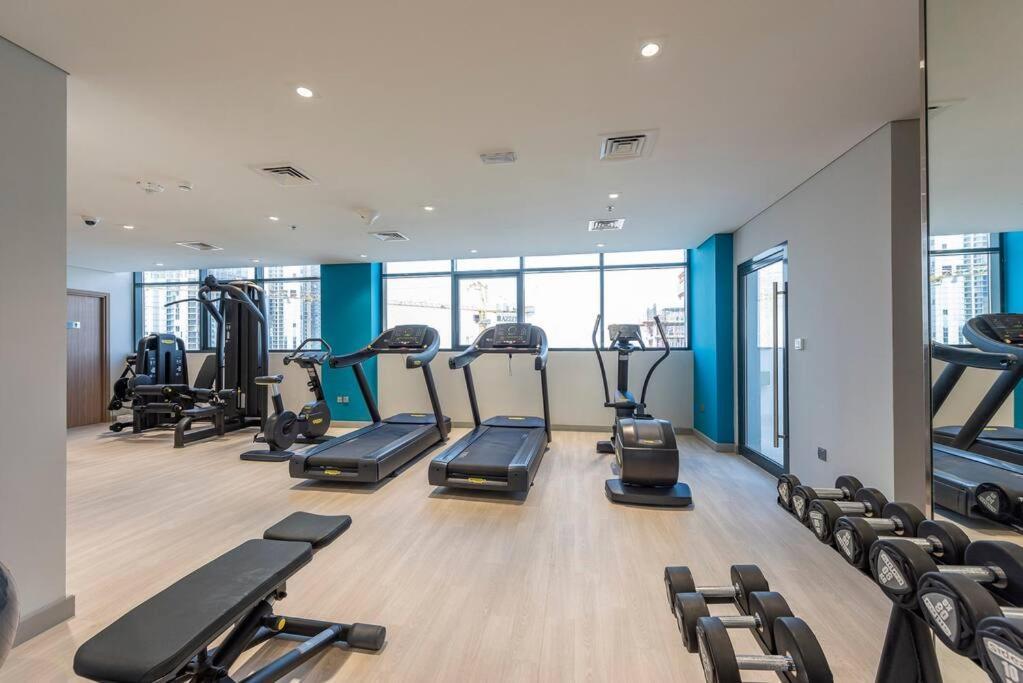 Cozy Studio By Skylight Azizi Riviera 41 Dubai