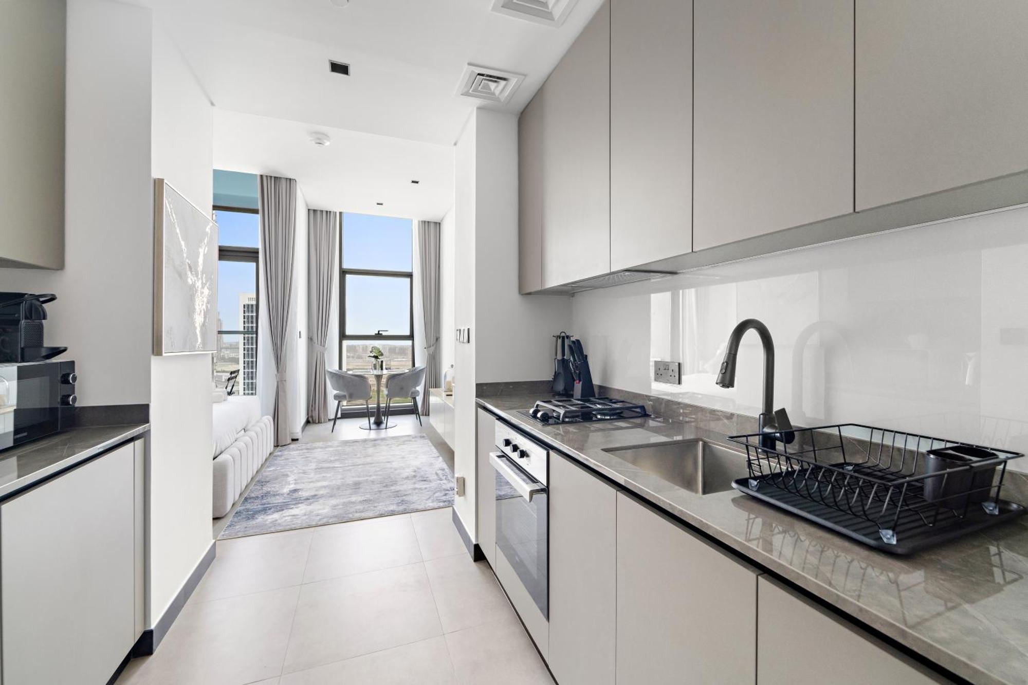 Lux 15 Northside With A Pool, Gym & Canal Views Appartement Dubaï
