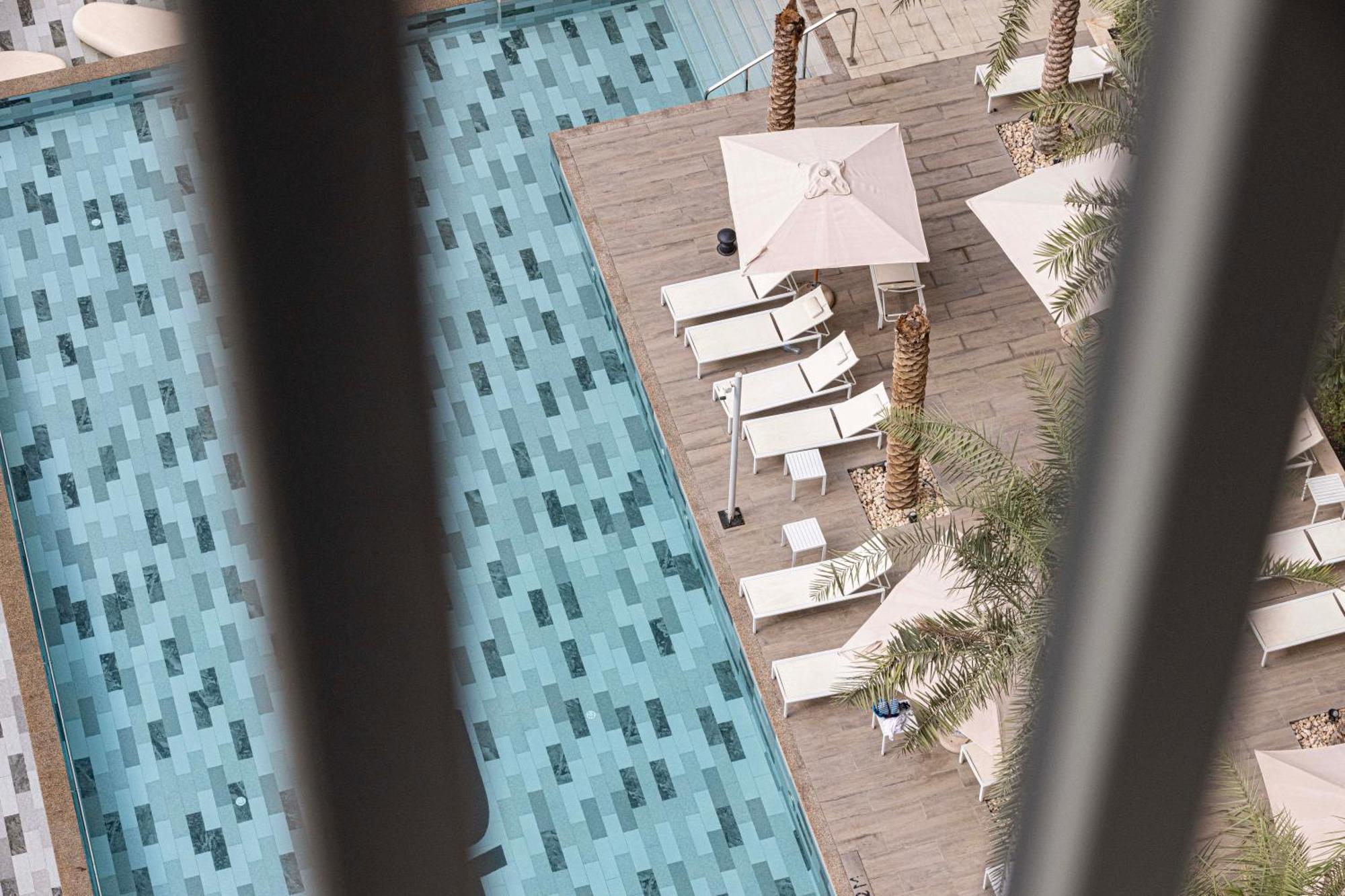 Stunning 1br With View - Zada Tower, Business Bay Lägenhet *