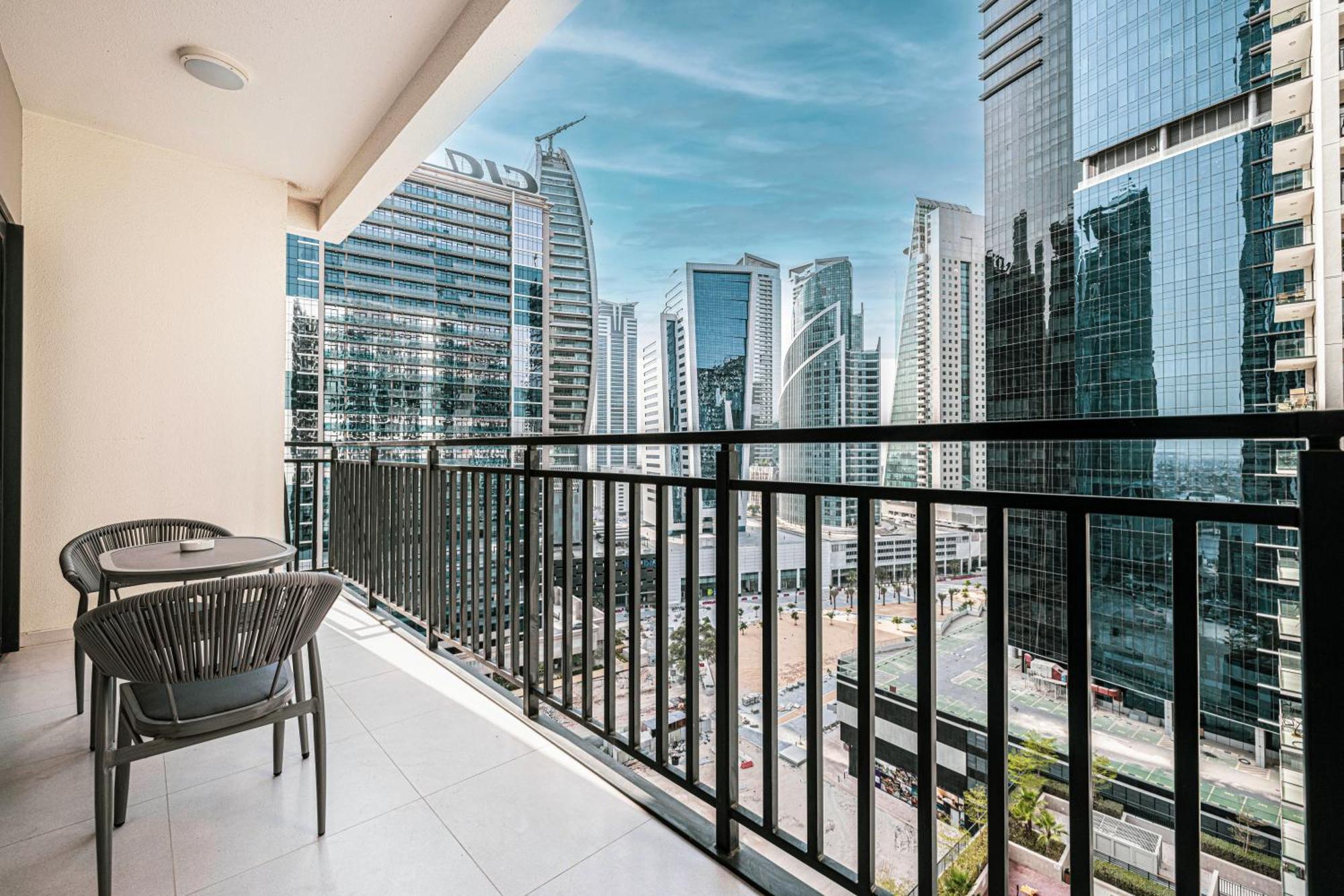 Stunning 1br With View - Zada Tower, Business Bay Lägenhet Dubai