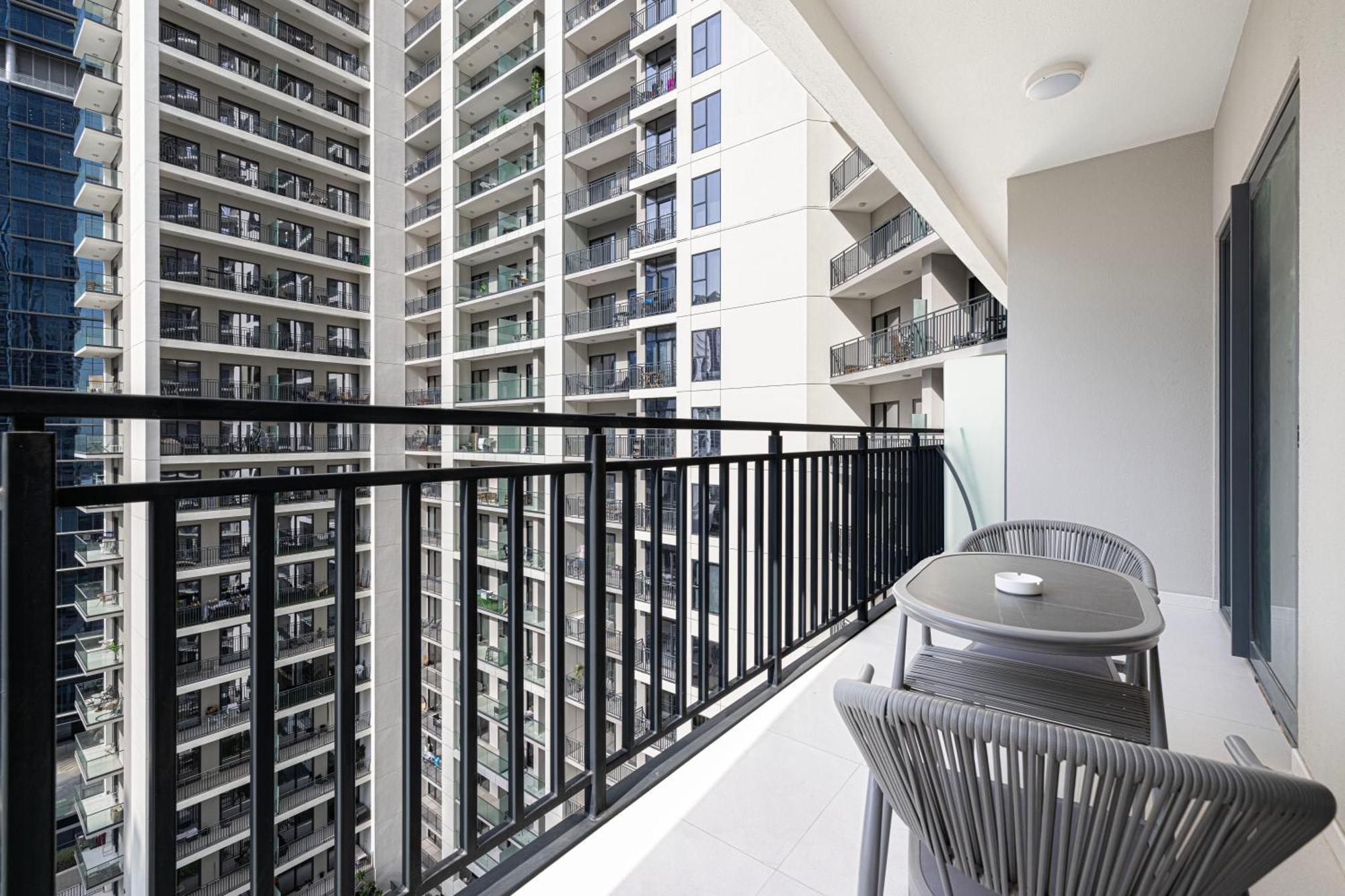 Stunning 1br With View - Zada Tower, Business Bay Lägenhet *