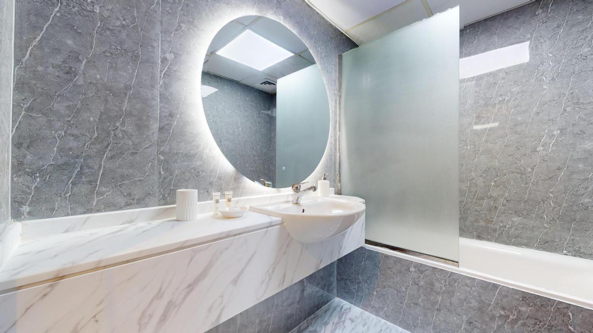 Primestay - Elegant 2br Near Metro - Marina Apartament