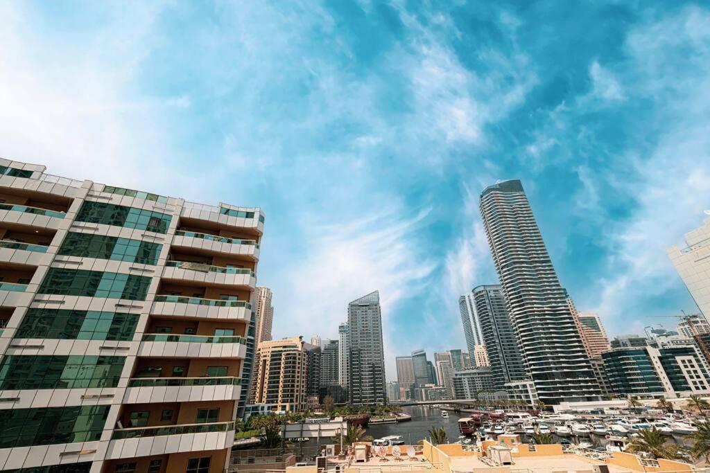 Classic Charm A With Iconic Marina Views *