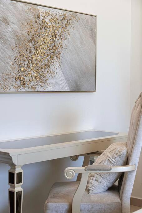 Classic Charm A With Iconic Marina Views Appartement