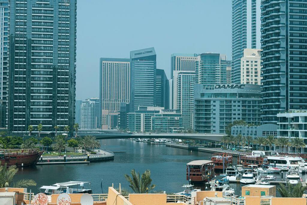 Classic Charm A With Iconic Marina Views *