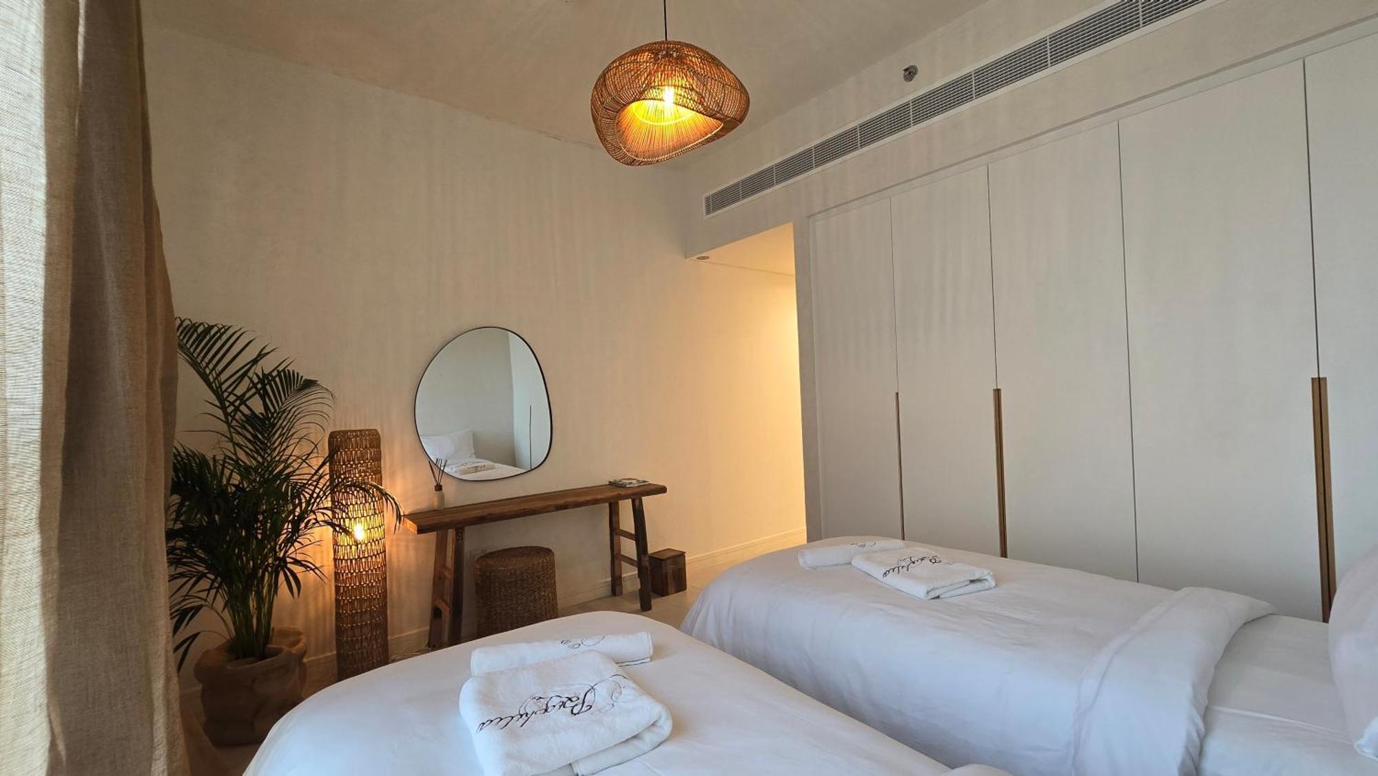 Luxury 2br Biophilic Retreat With Private Jacuzzi, Massage Chair & Infinity Pool Appartement