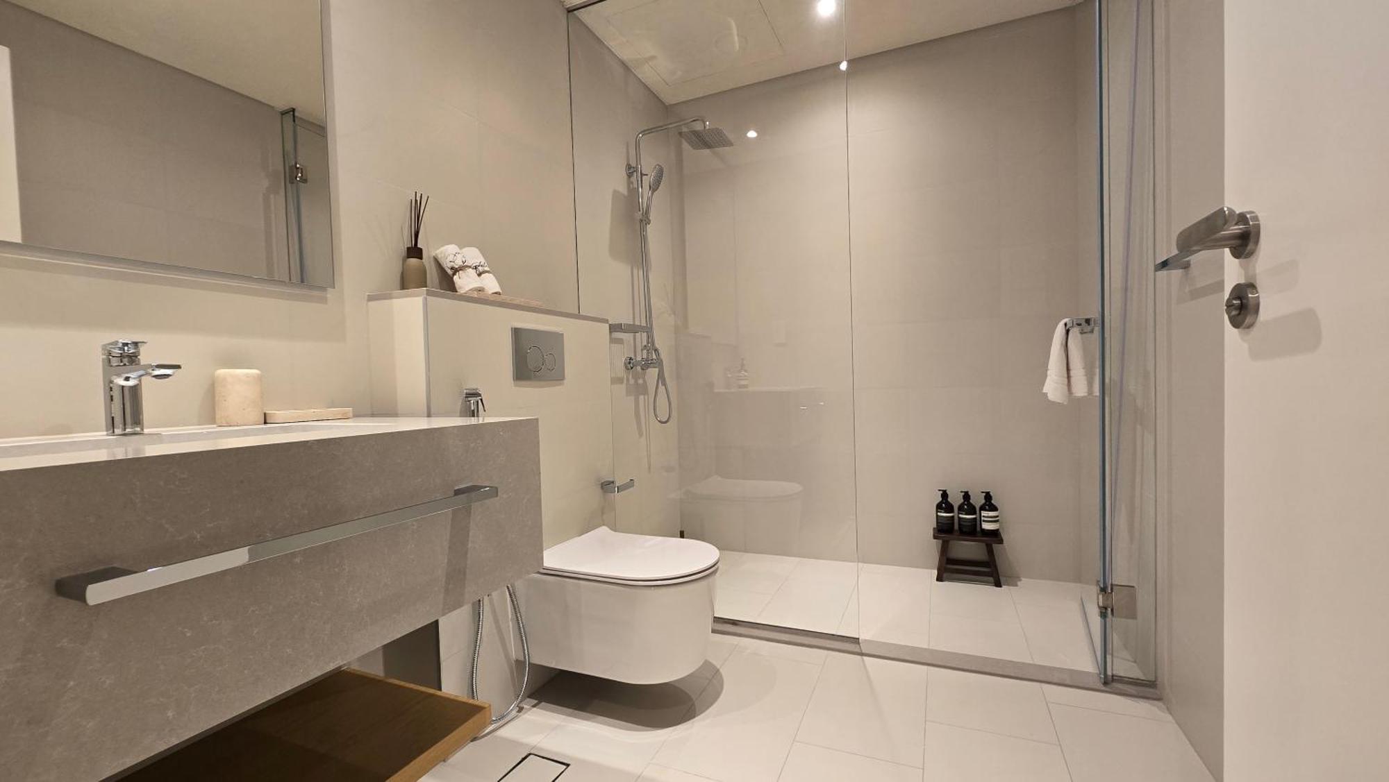 Luxury 2br Biophilic Retreat With Private Jacuzzi, Massage Chair & Infinity Pool * Dubaï
