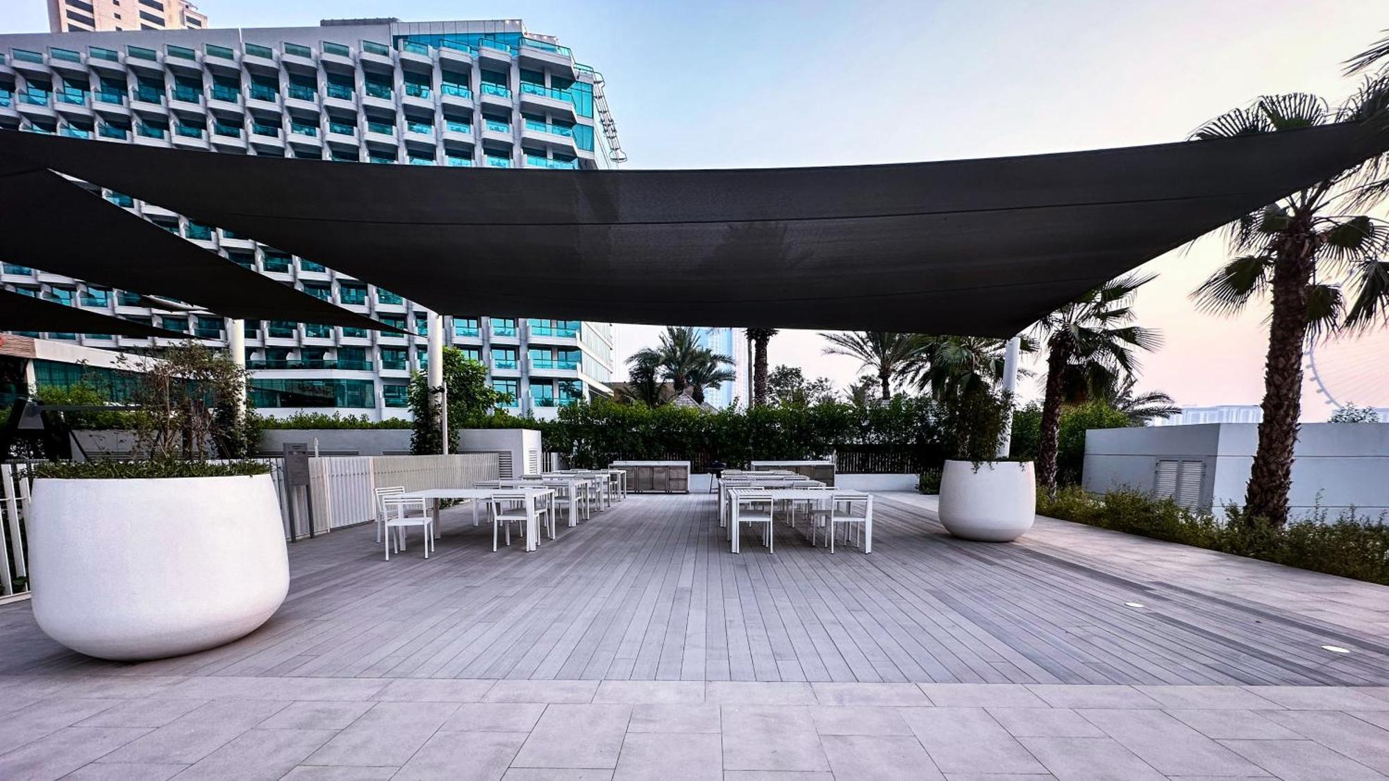 Luxury 2br Biophilic Retreat With Private Jacuzzi, Massage Chair & Infinity Pool Appartement *